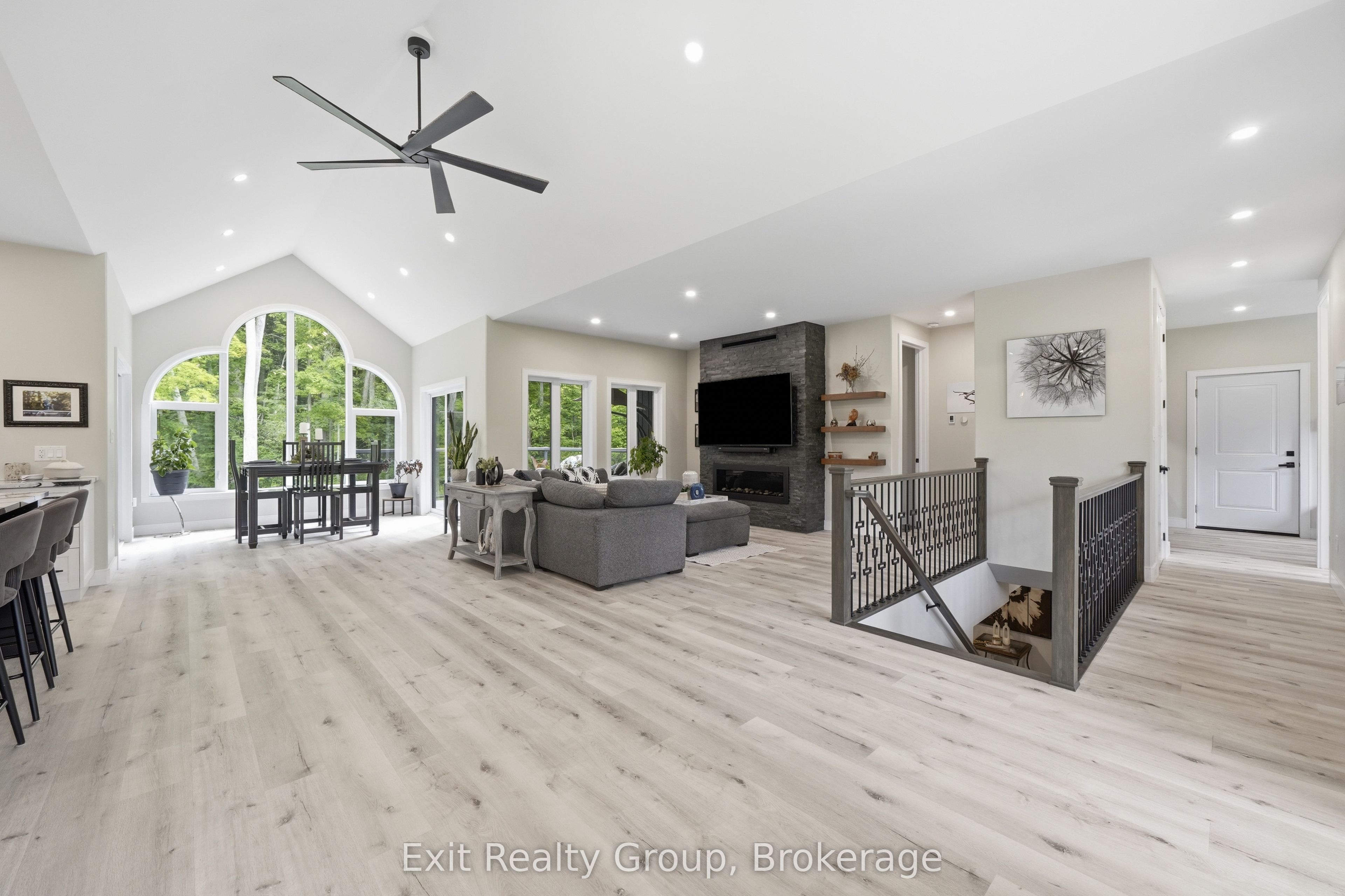 16 Newpierce Drive, Stirling-Rawdon, ON K0K 3E0 photo 4