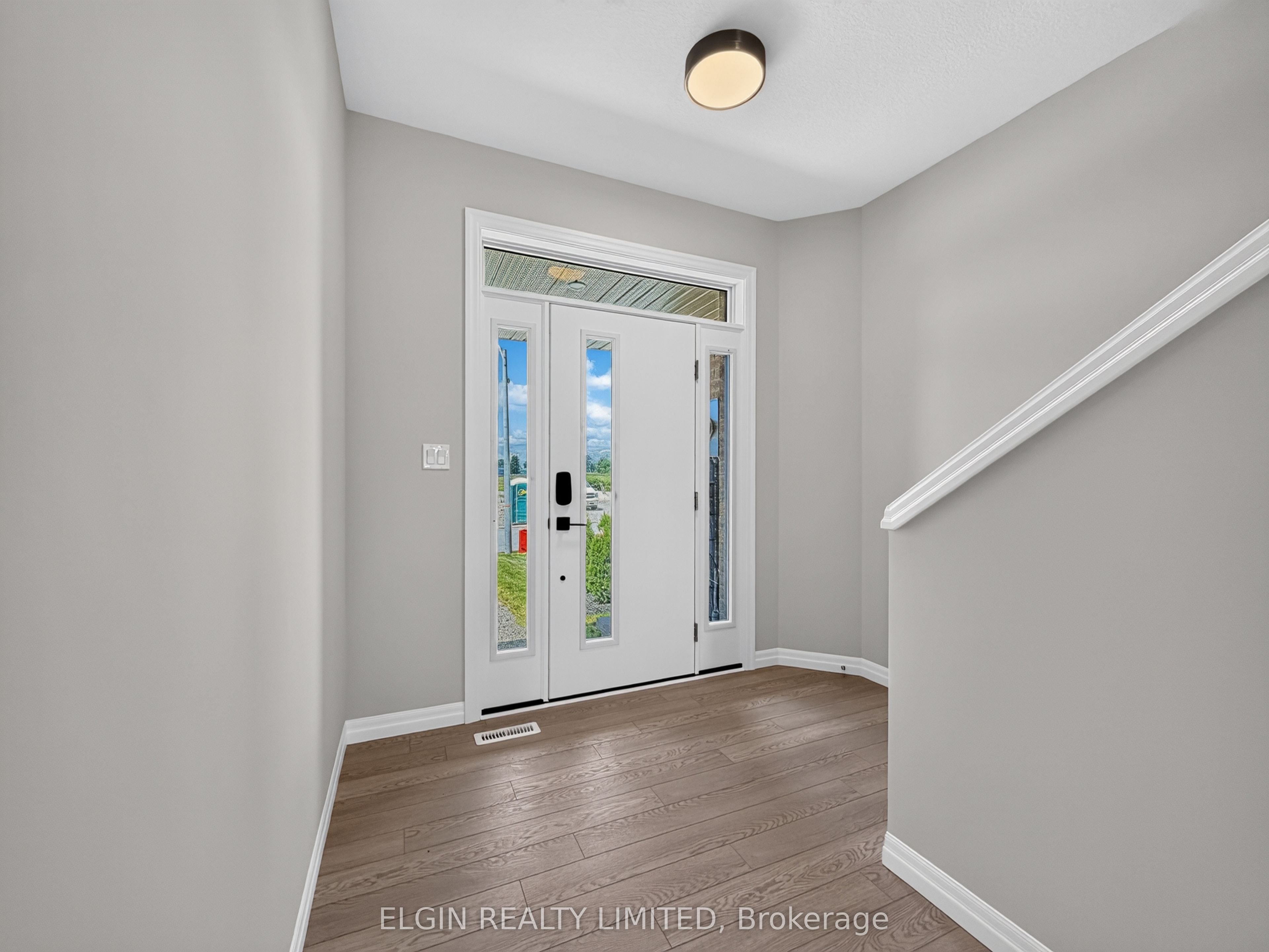 66 Woodcock Drive, Tillsonburg, ON N4G 0L9 photo 4