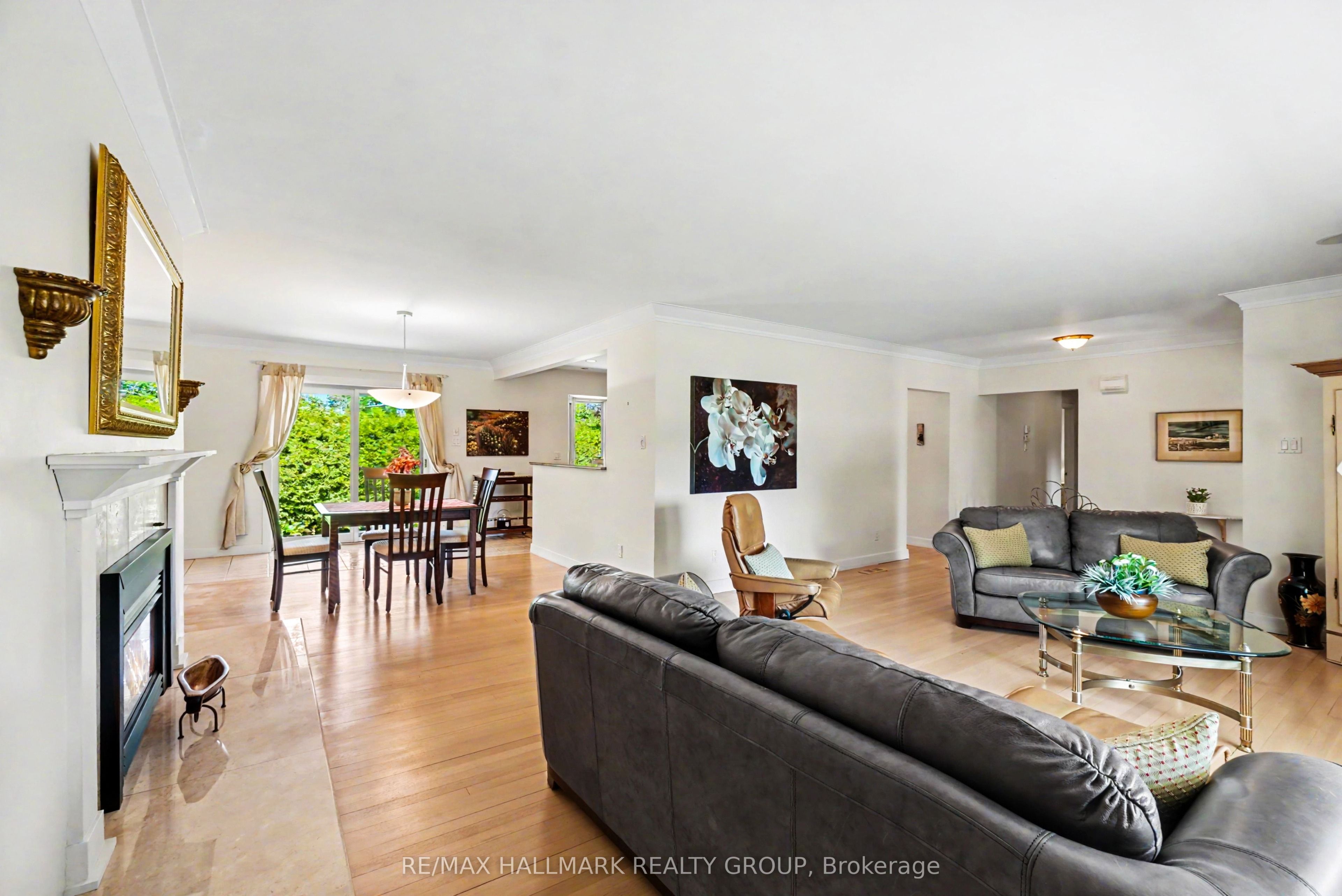 2009 Killarney Drive, McKellar Heights - Glabar Park and Area, ON K2A 1P9 photo 3