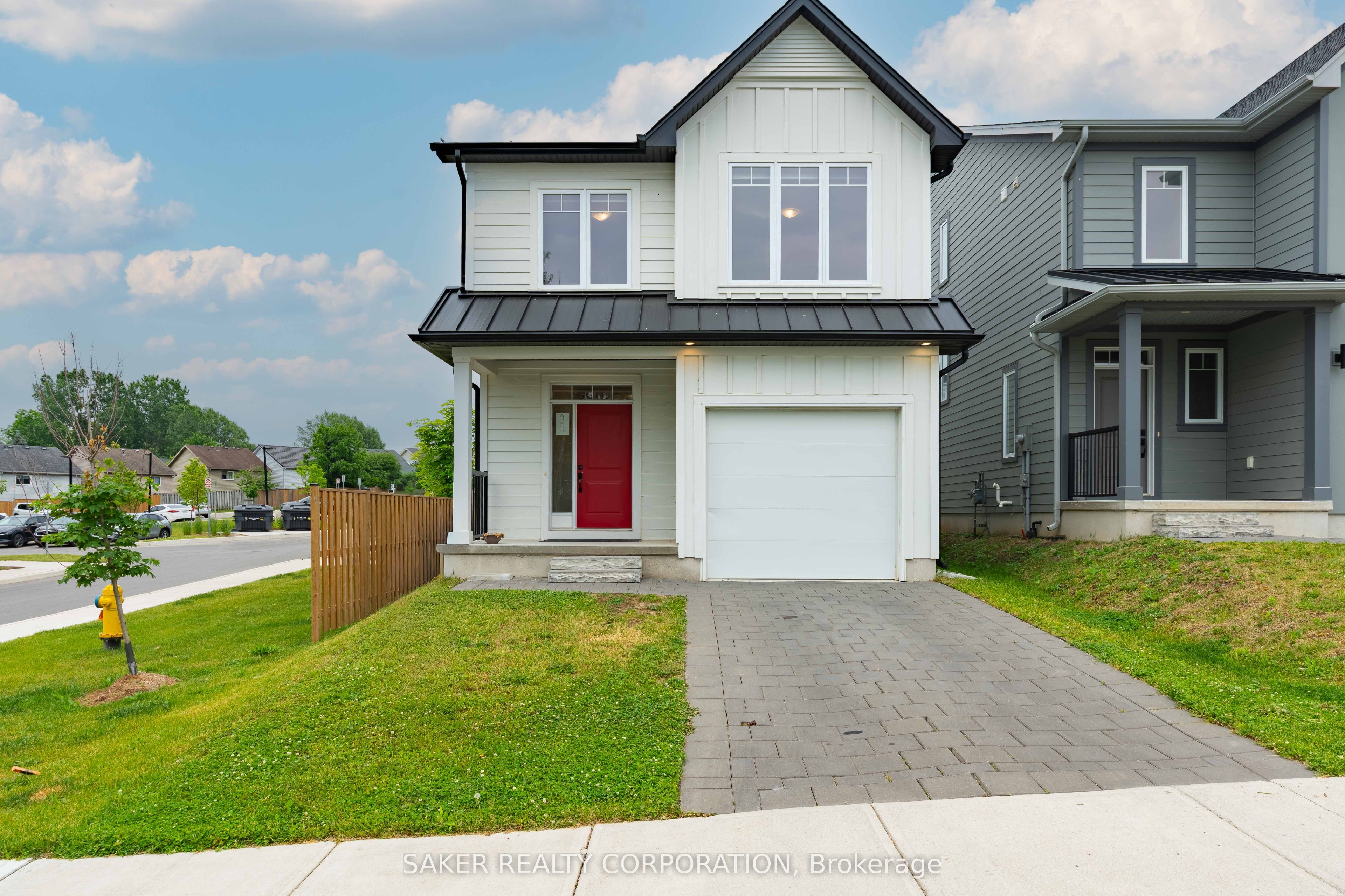 939 Deveron Crescent, London South, ON N5X 3X4