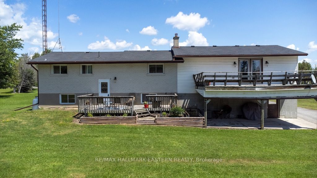 1504 Bradfield Road, Douro-Dummer, ON K9J 6Y1 photo 5