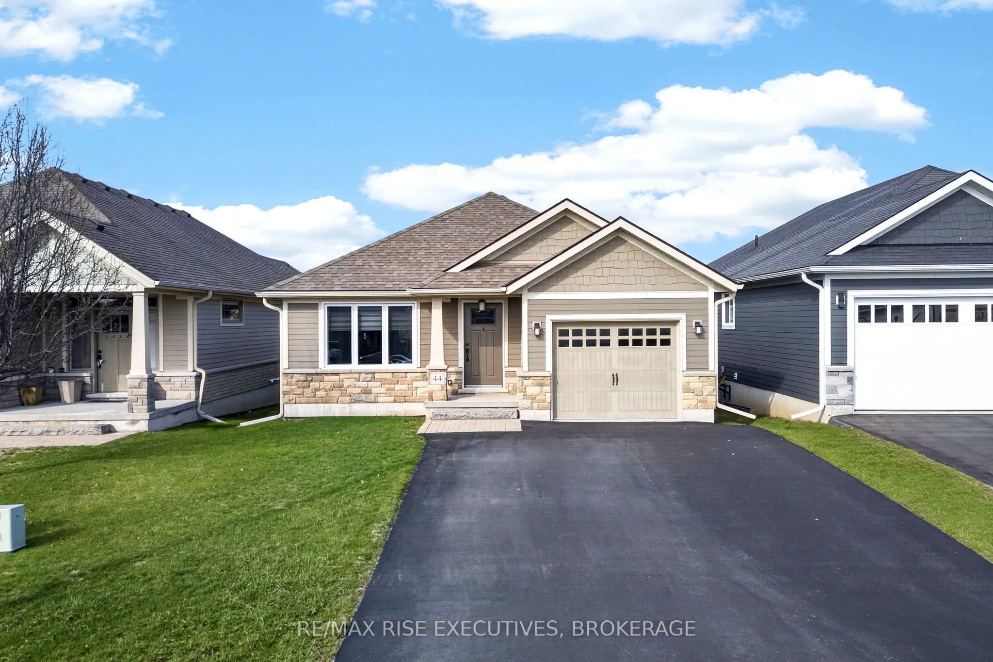 44 Tessa Boulevard, Belleville, ON K8N 0B4