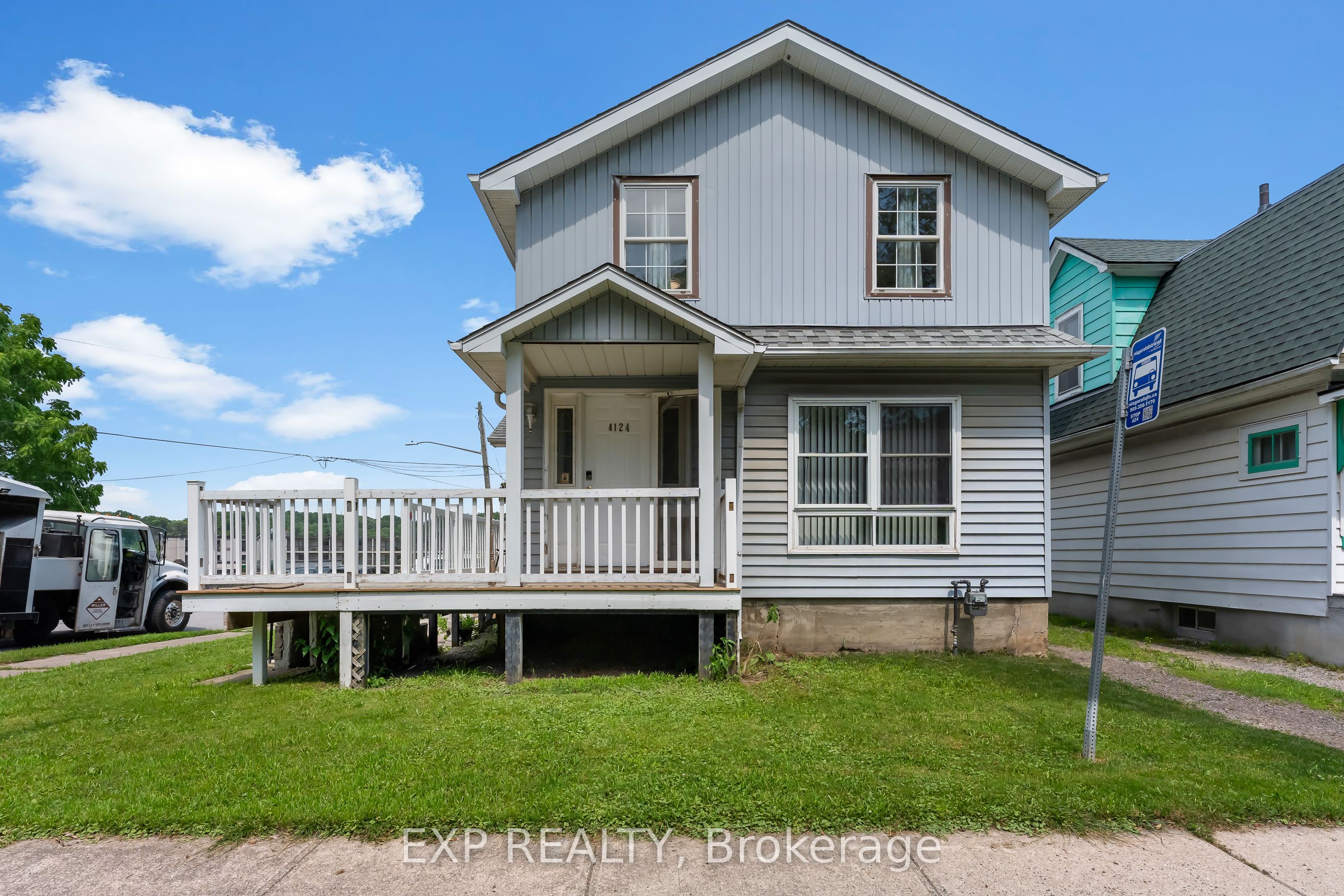 4124 Terrace Avenue W Upper, Niagara Falls, ON L2E 3J3
