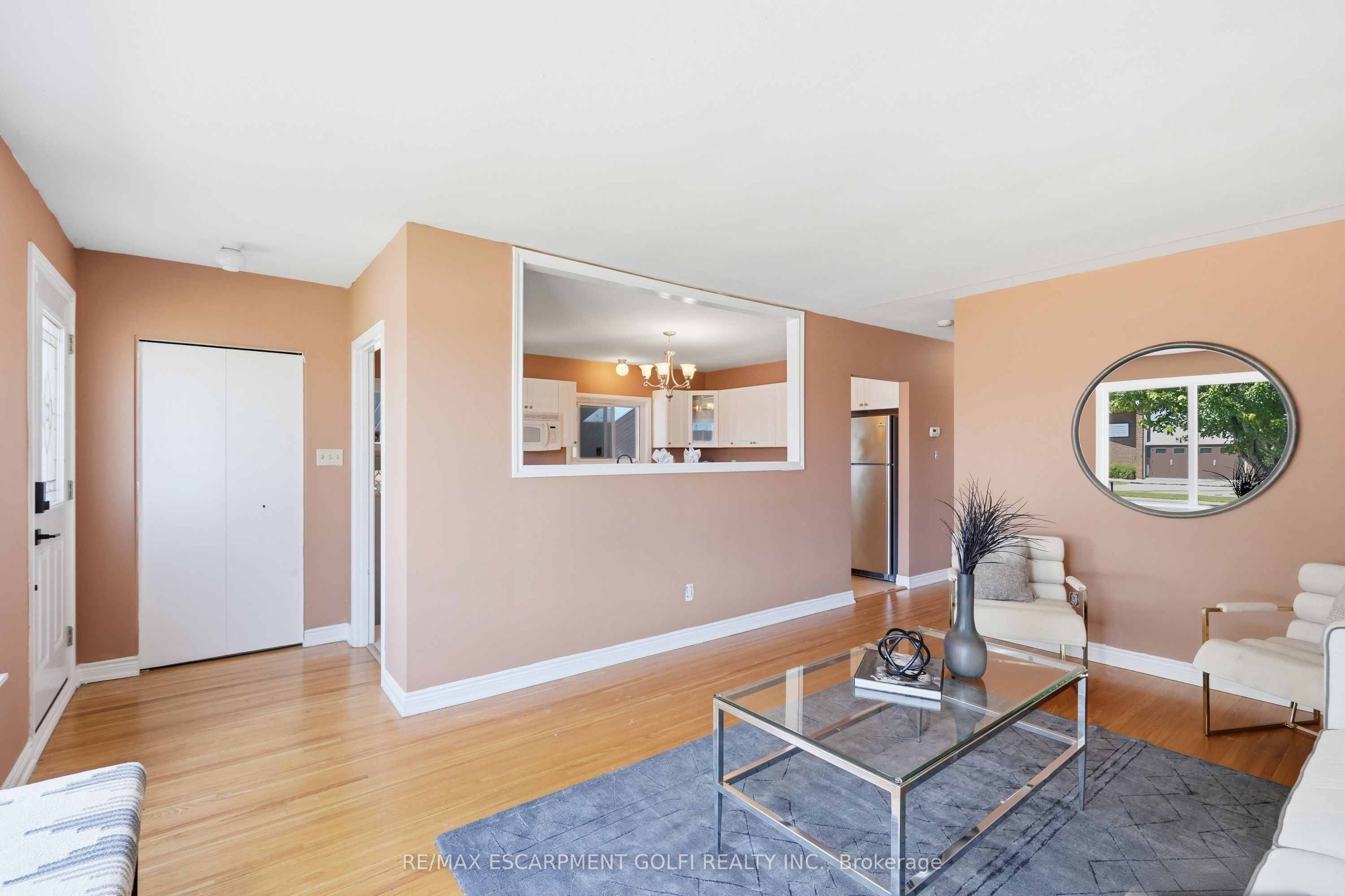 104 Nash Road S, Hamilton, ON L8K 4J7 photo 4