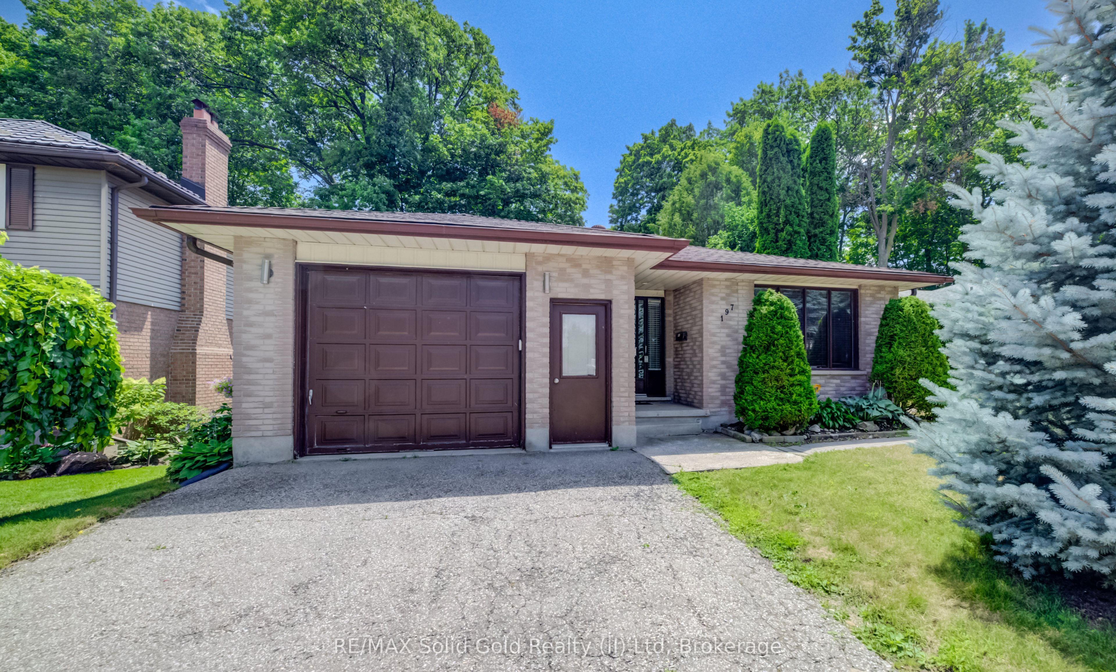 197 SOUTHWOOD Drive, Kitchener, ON N2E 2B2 photo 3