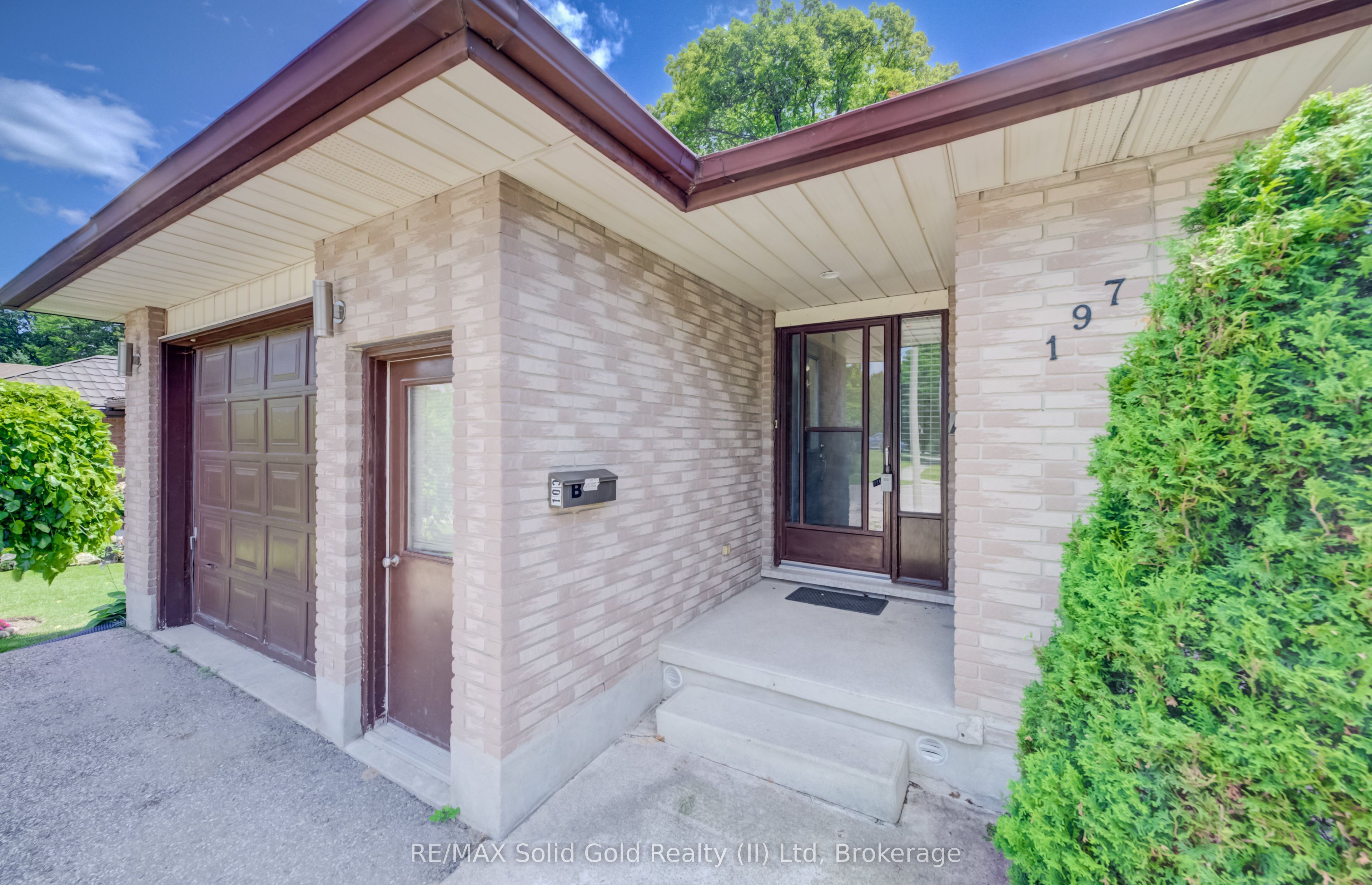 197 SOUTHWOOD Drive, Kitchener, ON N2E 2B2 photo 5