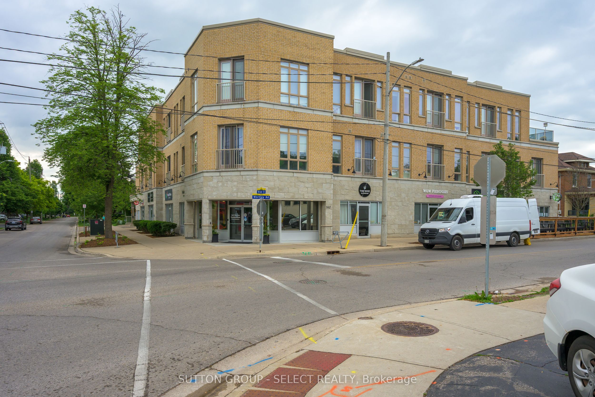 162 Wortley Road 305, London South, ON N6C 3P7 photo 3