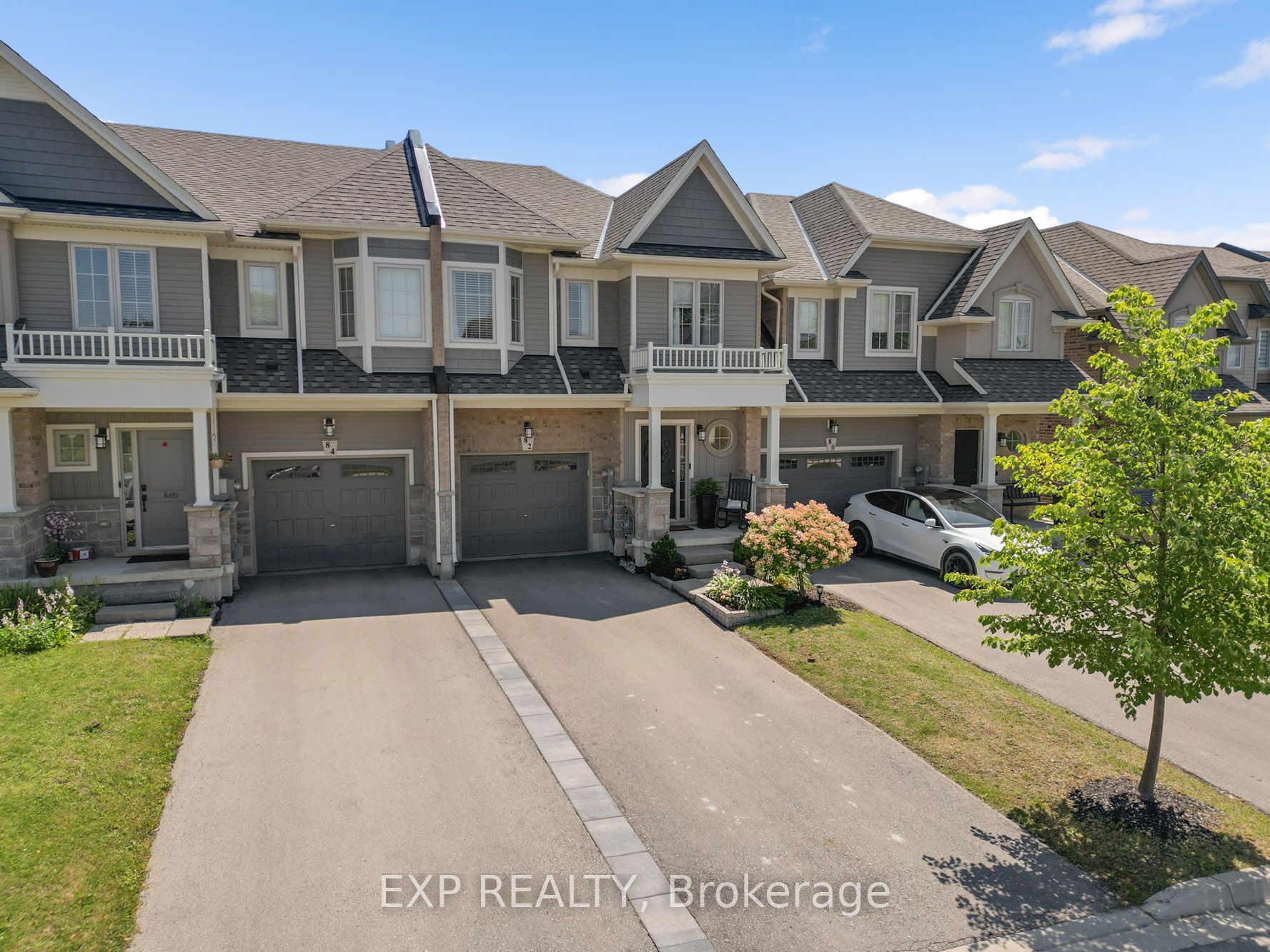 82 Dennis Drive, West Lincoln, ON L0R 2A0 photo 2