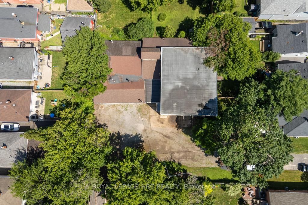 35 McGhie Street, St. Catharines, ON L2R 5A9 photo 5