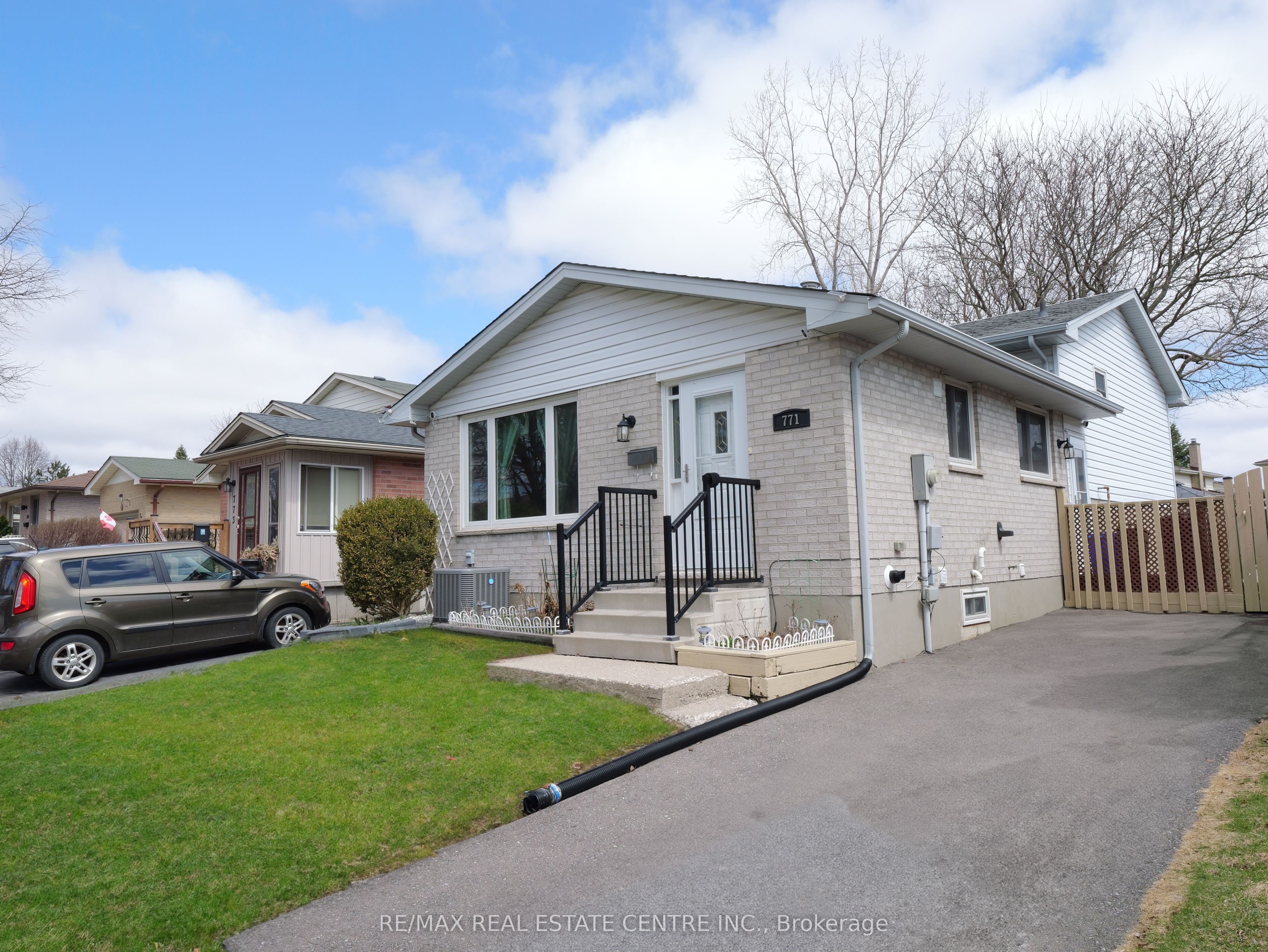 771 Monsarrat Avenue, London East, ON N5Y 4Y3 photo 2