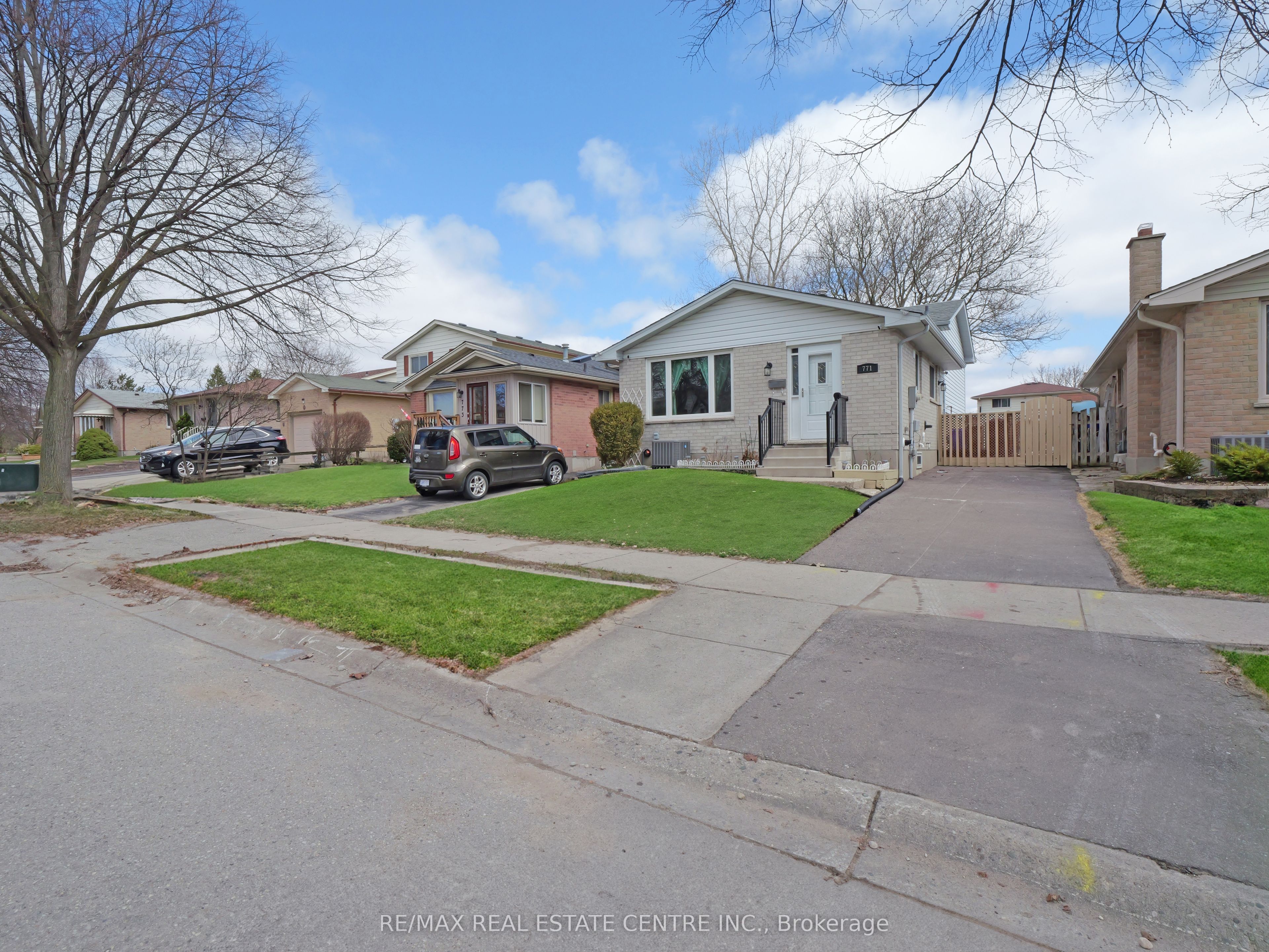771 Monsarrat Avenue, London East, ON N5Y 4Y3 photo 3