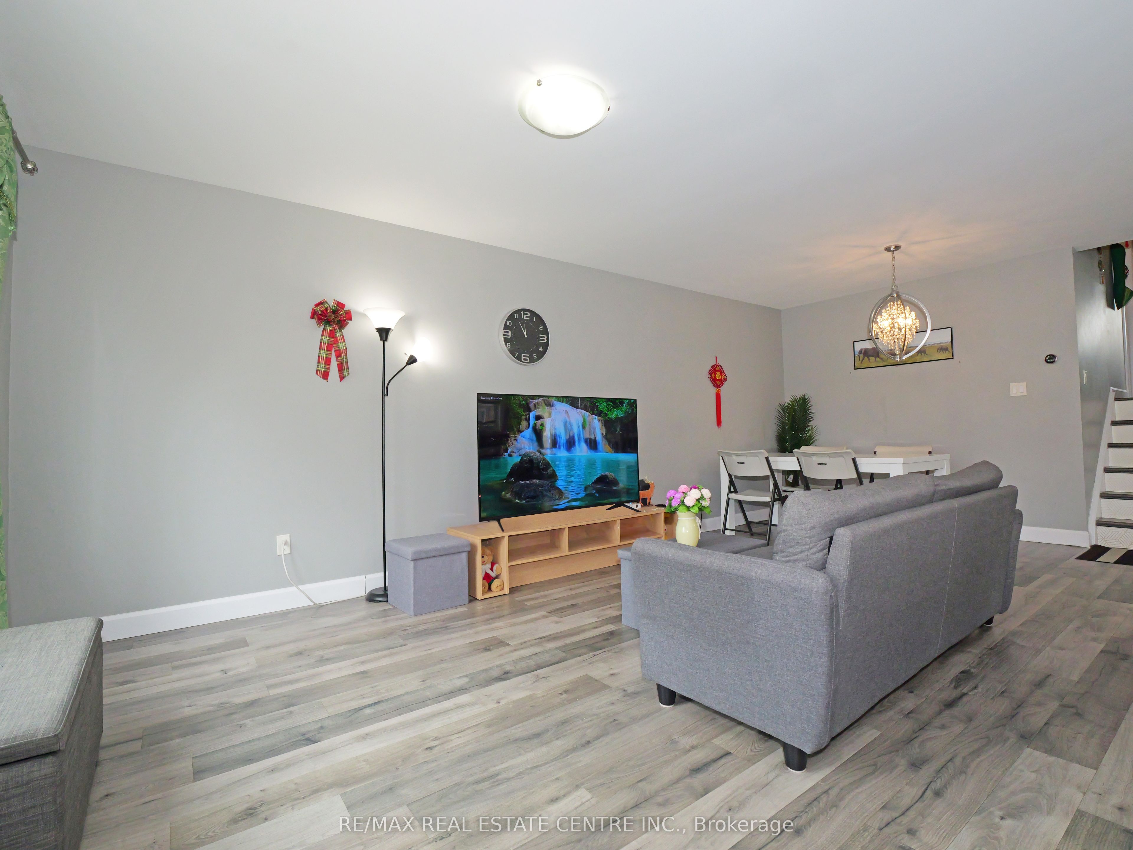 771 Monsarrat Avenue, London East, ON N5Y 4Y3 photo 4