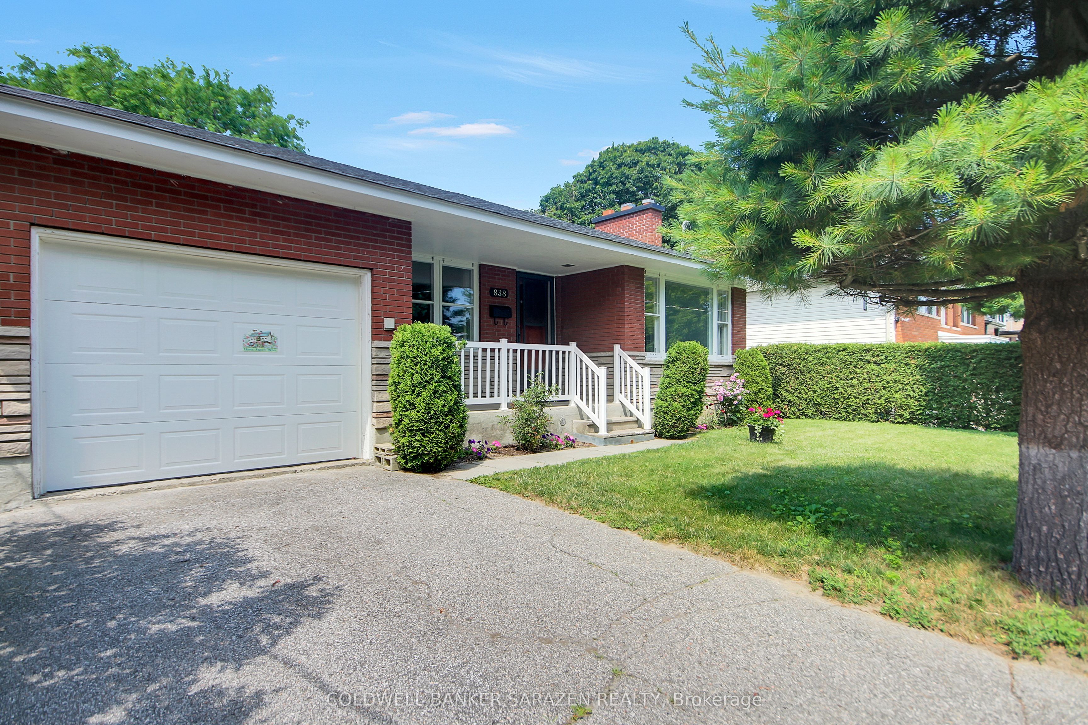 838 Maplewood Avenue, Britannia Heights - Queensway Terrace N and Area, ON K2B 5V5 photo 3