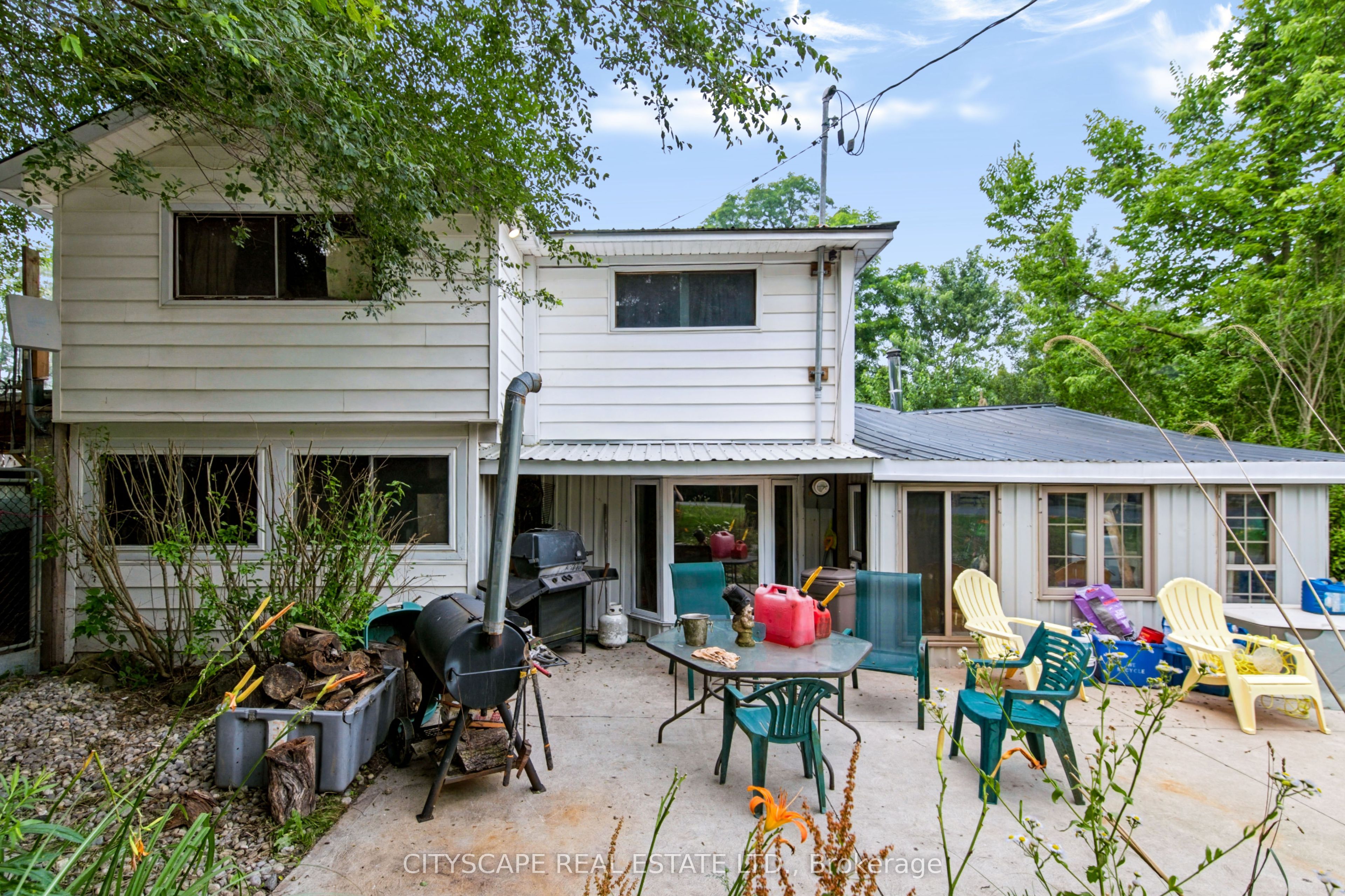 12 Enos Street, Blandford-Blenheim, ON N0J 1G0 photo 3