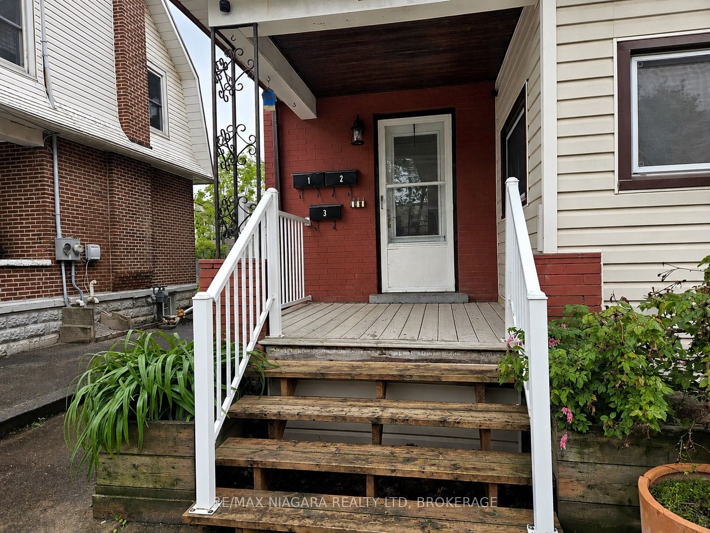 23 Avenue Place 3, Welland, ON L3B 4B2