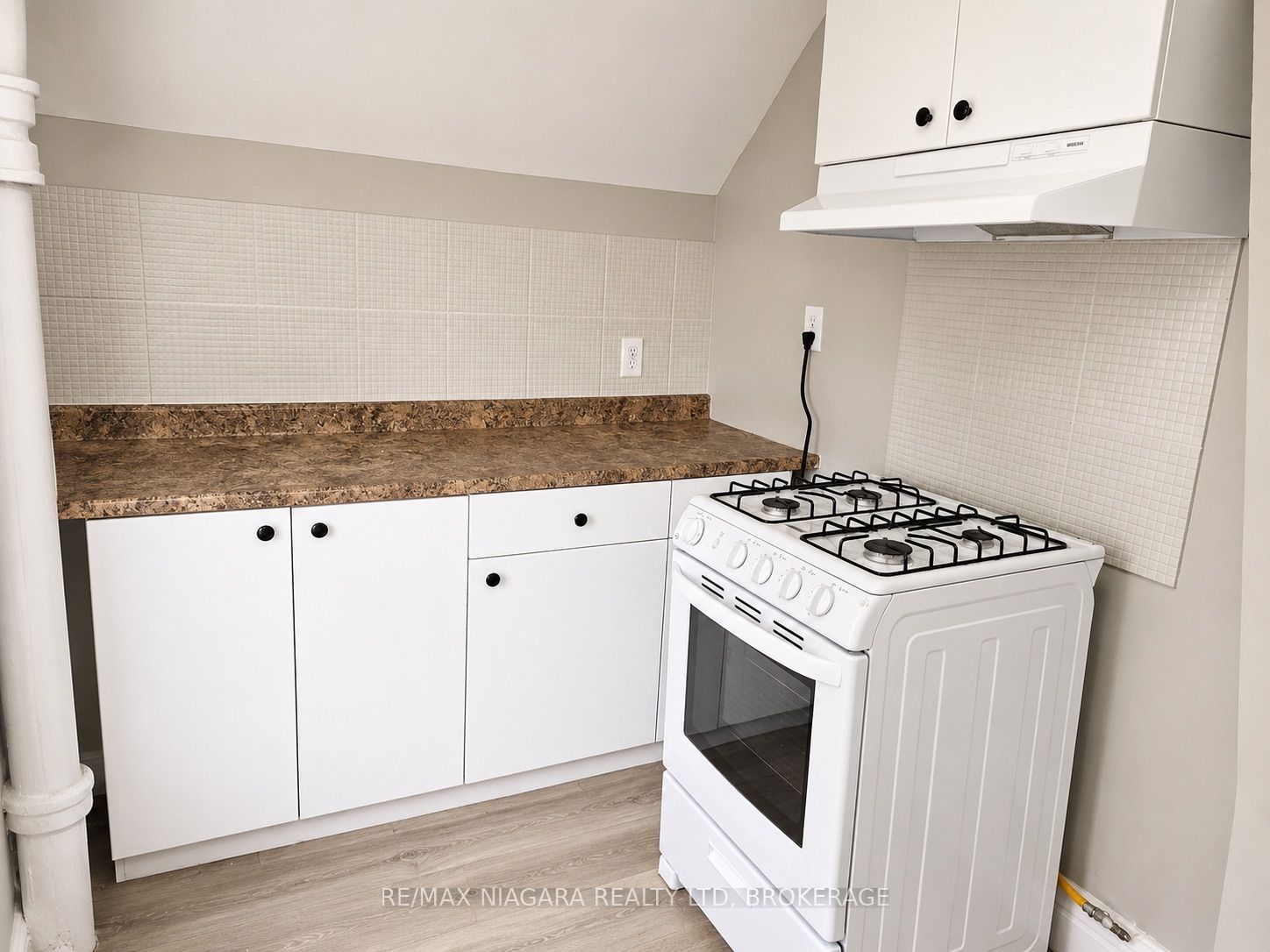 23 Avenue Place 3, Welland, ON L3B 4B2 photo 5