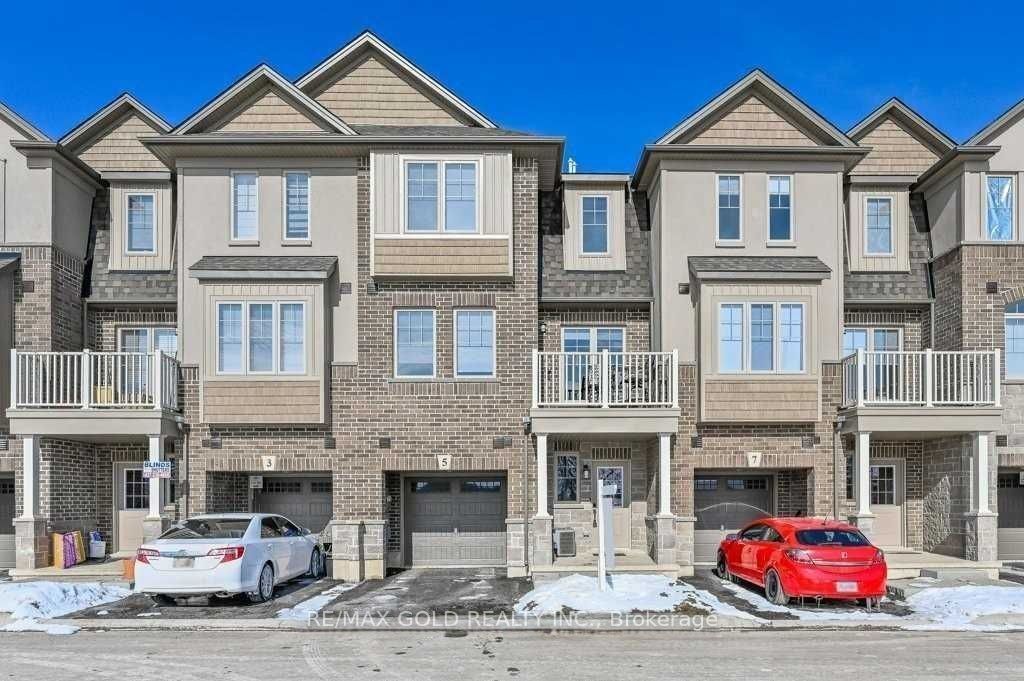 5 Pim Lane, Hamilton, ON L9K 0K1