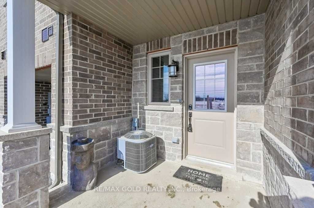 5 Pim Lane, Hamilton, ON L9K 0K1 photo 3