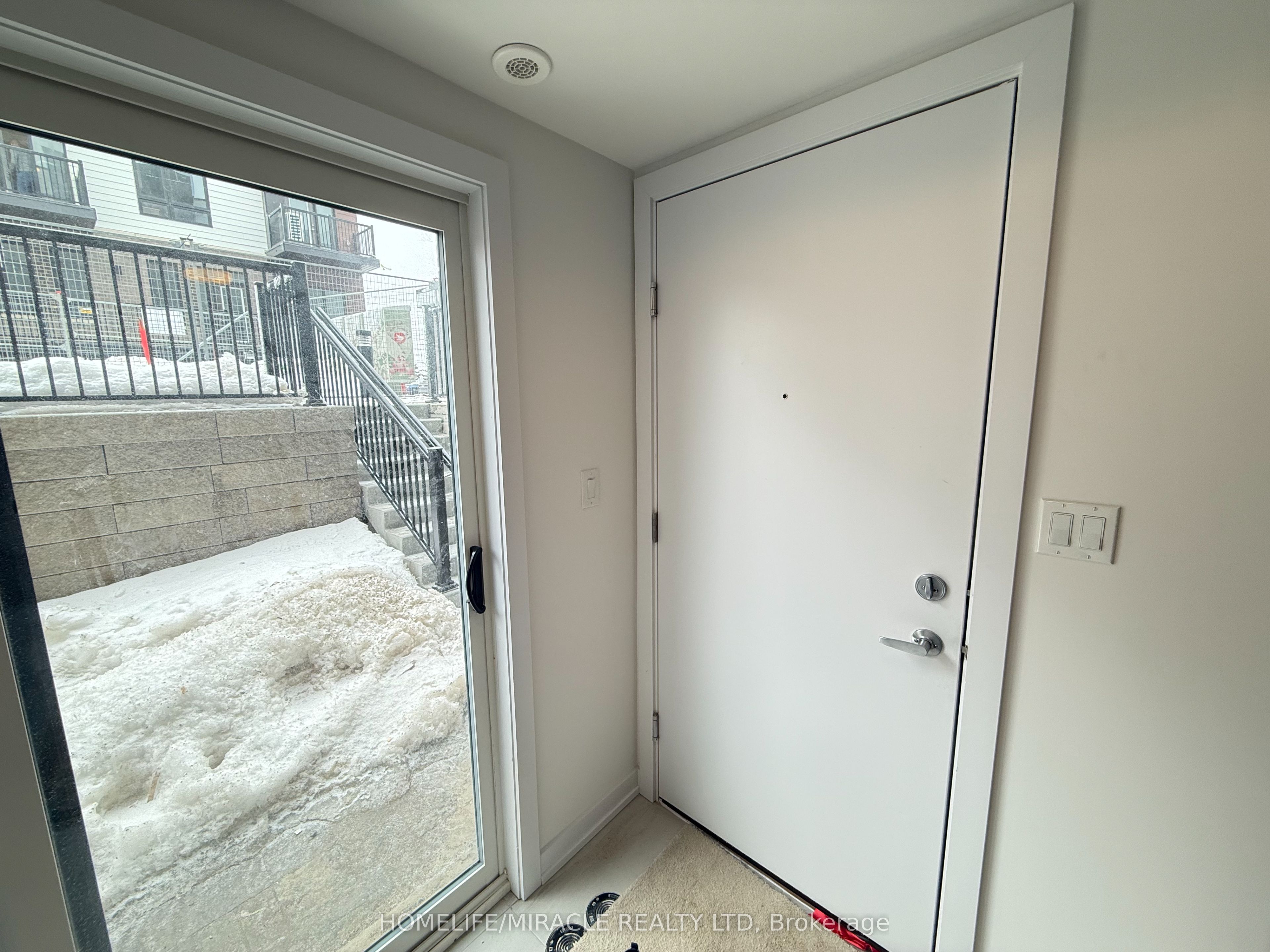 40 Palace Street L8, Kitchener, ON N2E 3Z4 photo 5