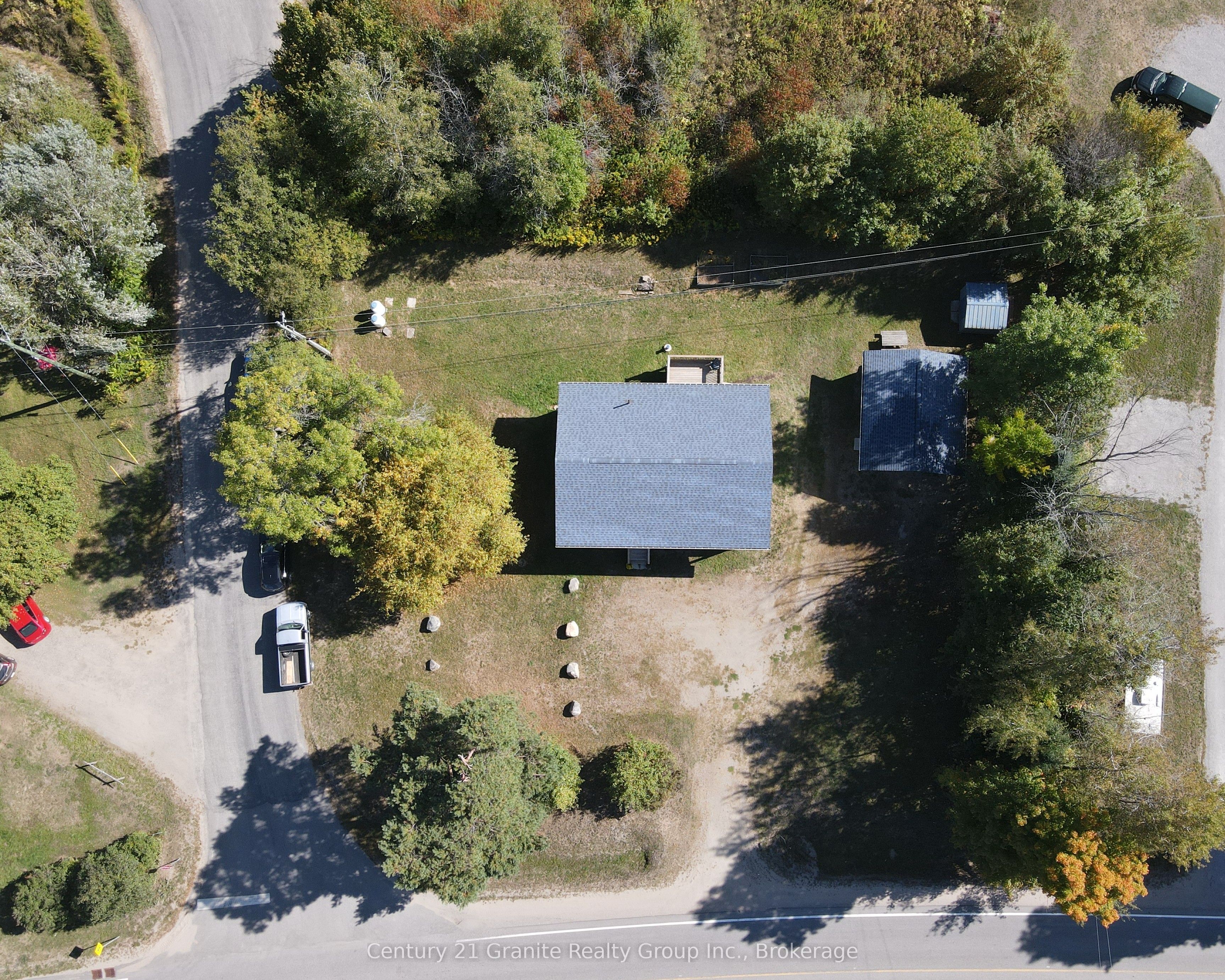 1160 Kennisis Lake Road, Dysart et al, ON K0M 1S0 photo 3