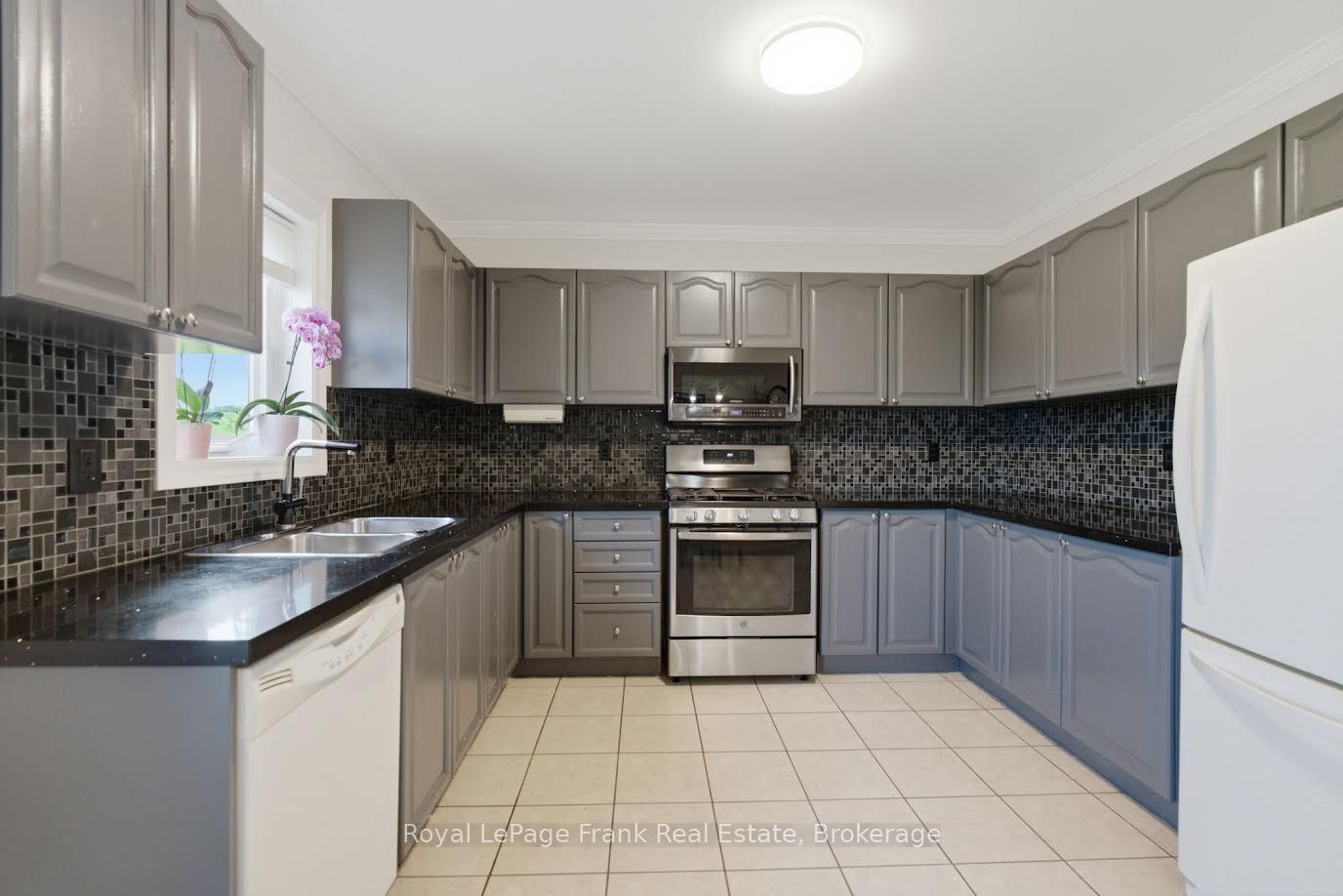 40 Jeffries Street, Port Hope, ON L1A 4K9 photo 4