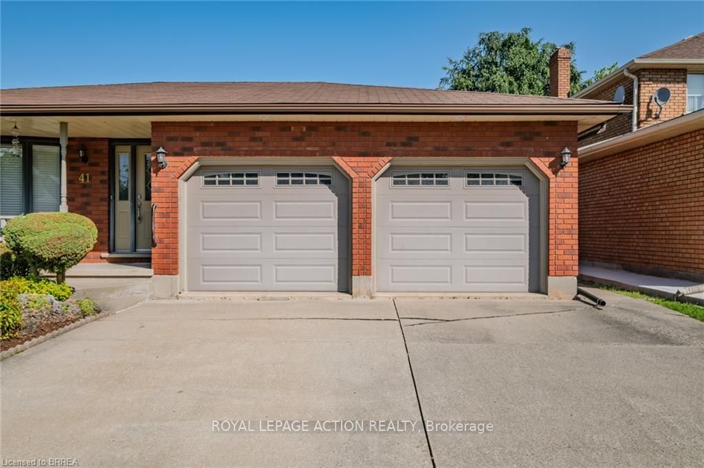 41 Royal Oak Drive, Brantford, ON N3R 7P2 photo 3