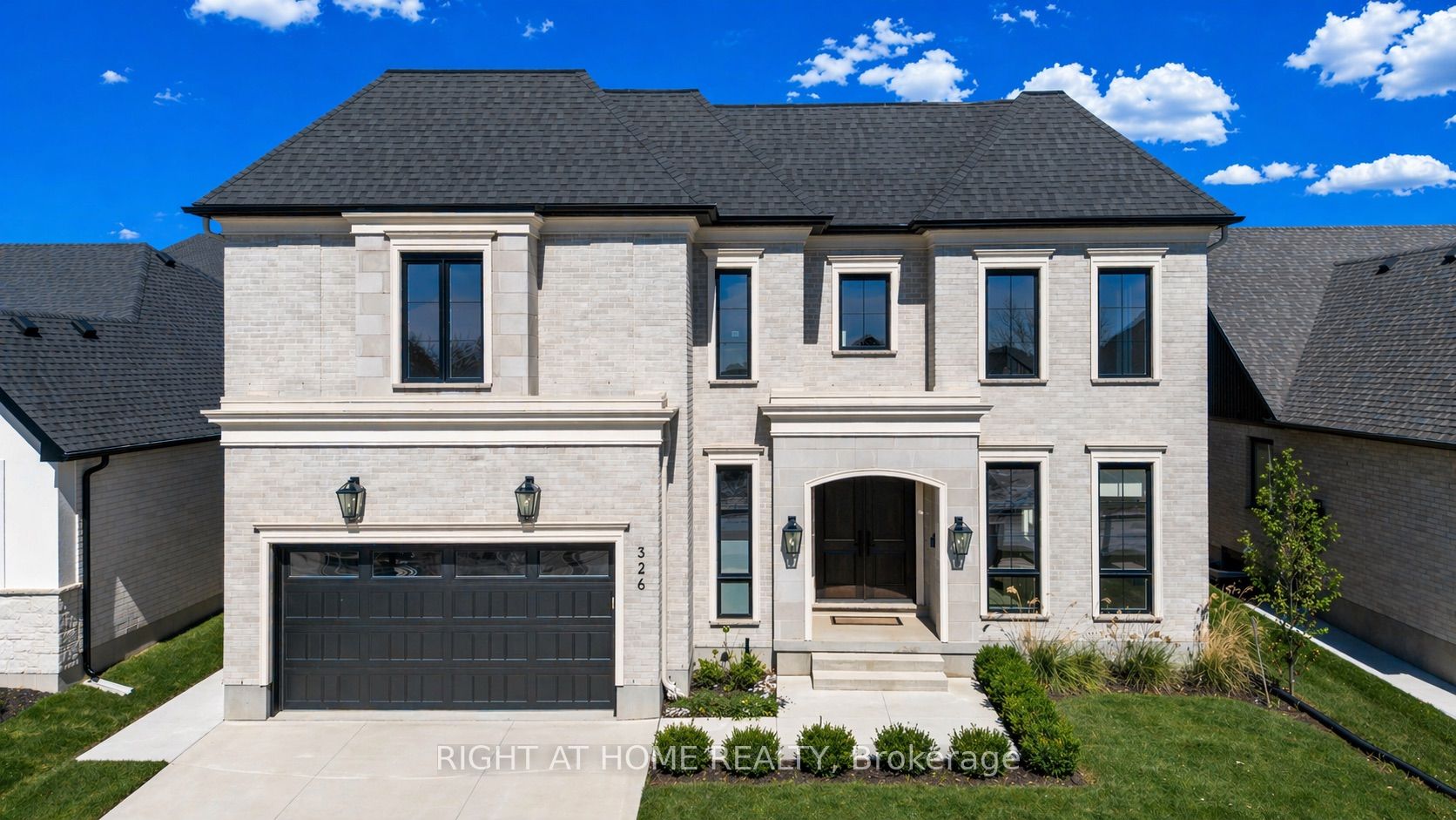 326 Manhattan Drive, London South, ON N6K 4M7
