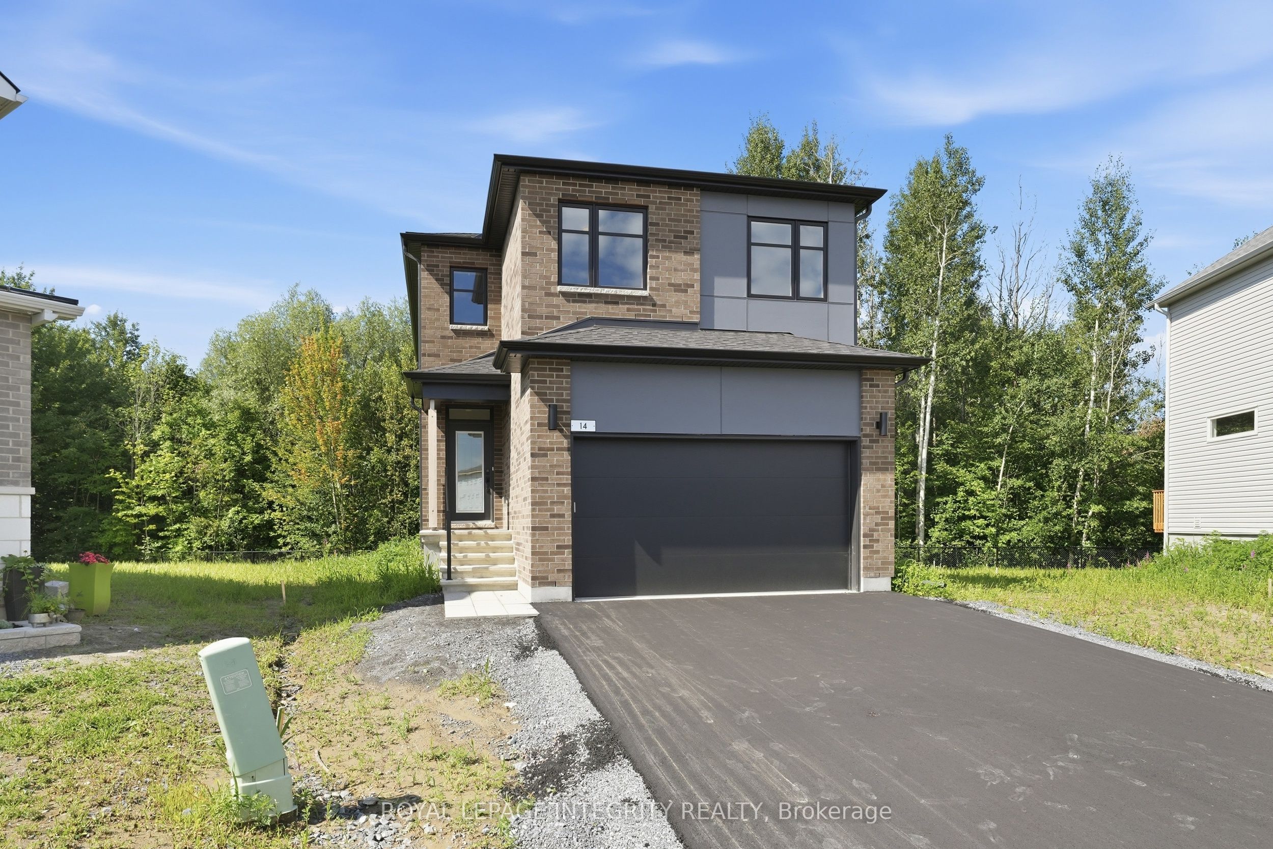 14 Academie Street, Russell, ON K0A 1W0 photo 2