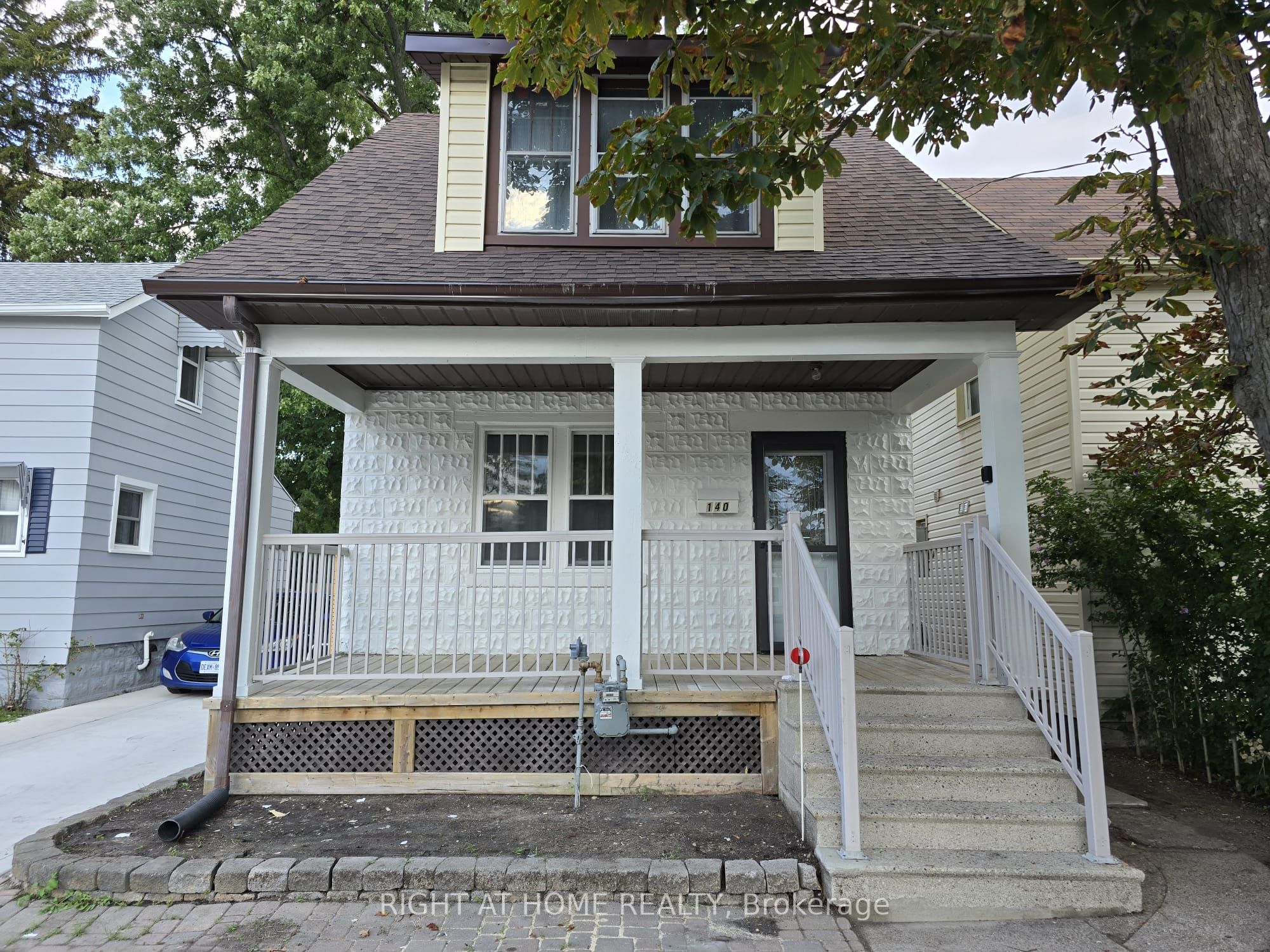 140 Napier Street, Sarnia, ON N7T 6E6