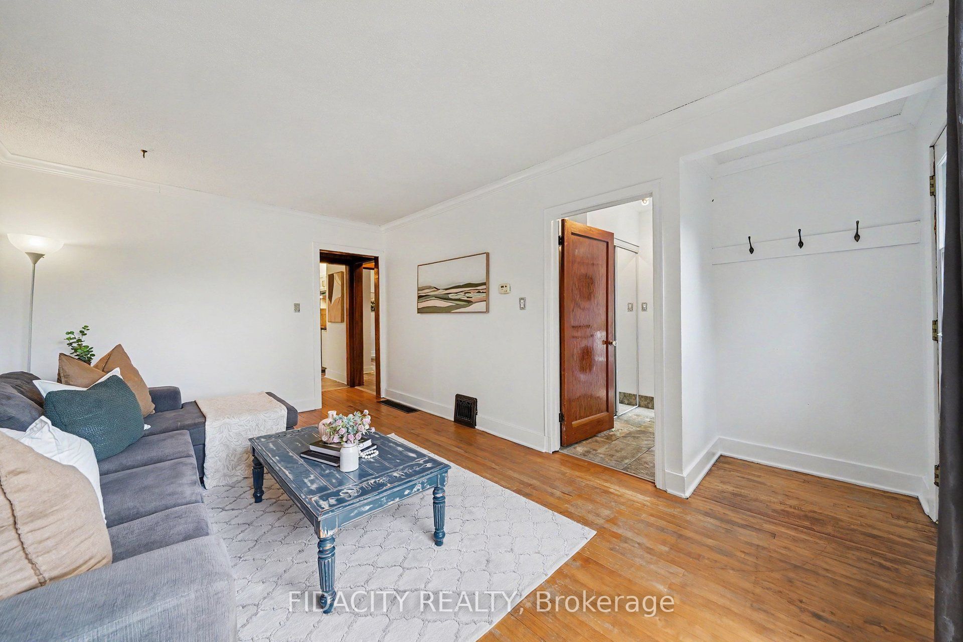 6811 Flewellyn Road, Stittsville - Munster - Richmond, ON K2S 1B6 photo 5
