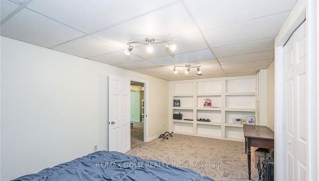 5 Havenwood Court, Kitchener, ON N2N 2K5 photo 3