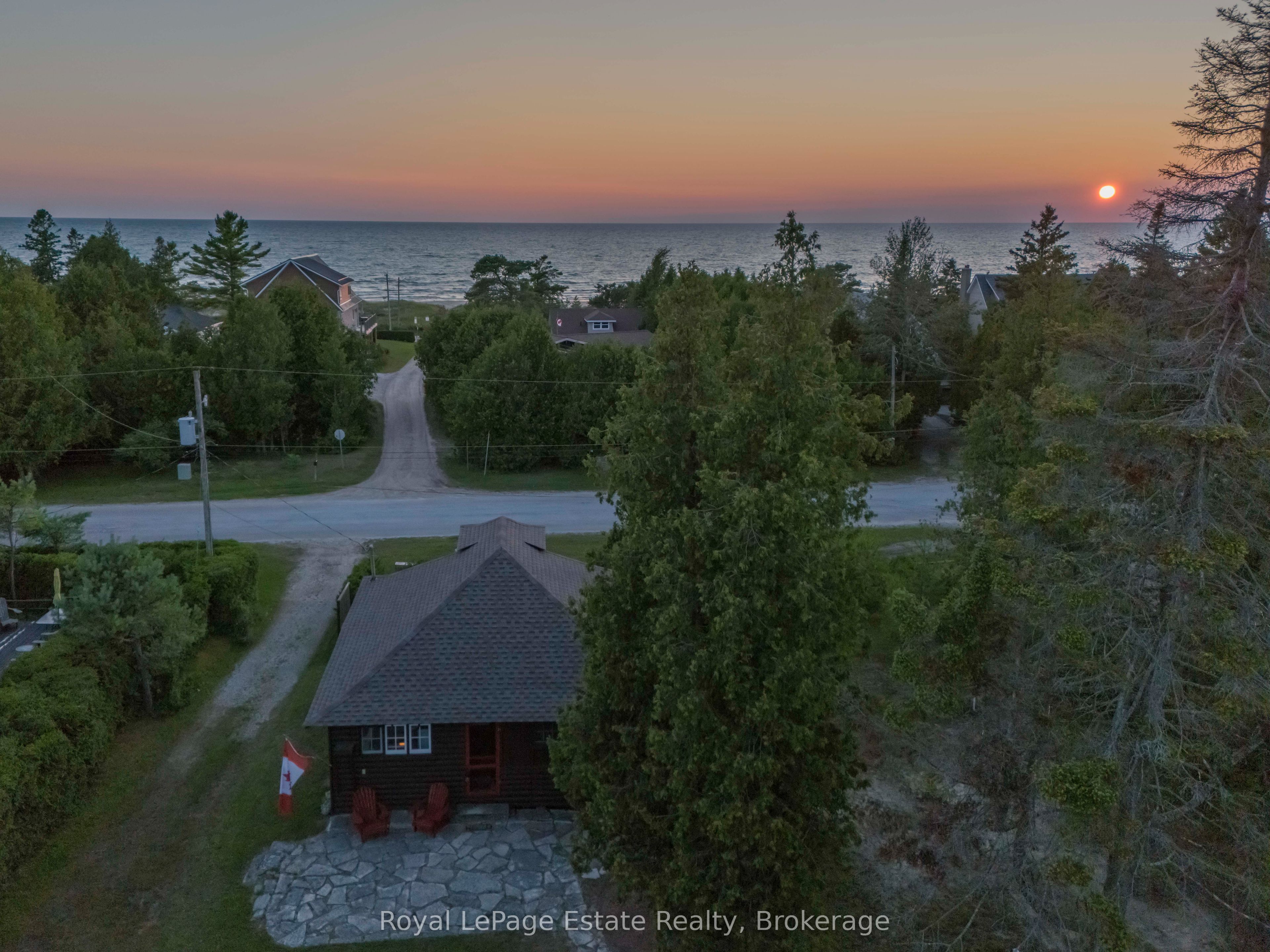 533 Second Avenue N, South Bruce Peninsula, ON N0H 2G0 photo 5