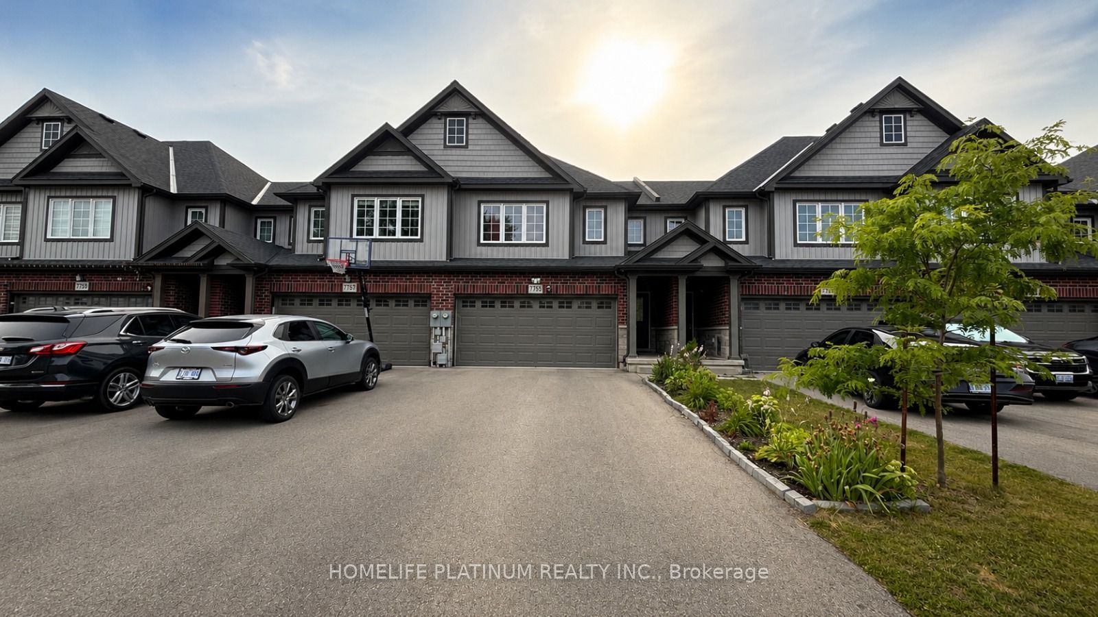 7755 Shaw Street, Niagara Falls, ON L2G 0H2