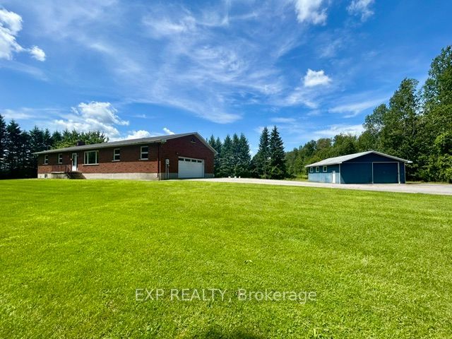9327 Cooper Hill Road, Greely - Metcalfe - Osgoode - Vernon and Area, ON K0A 1V0