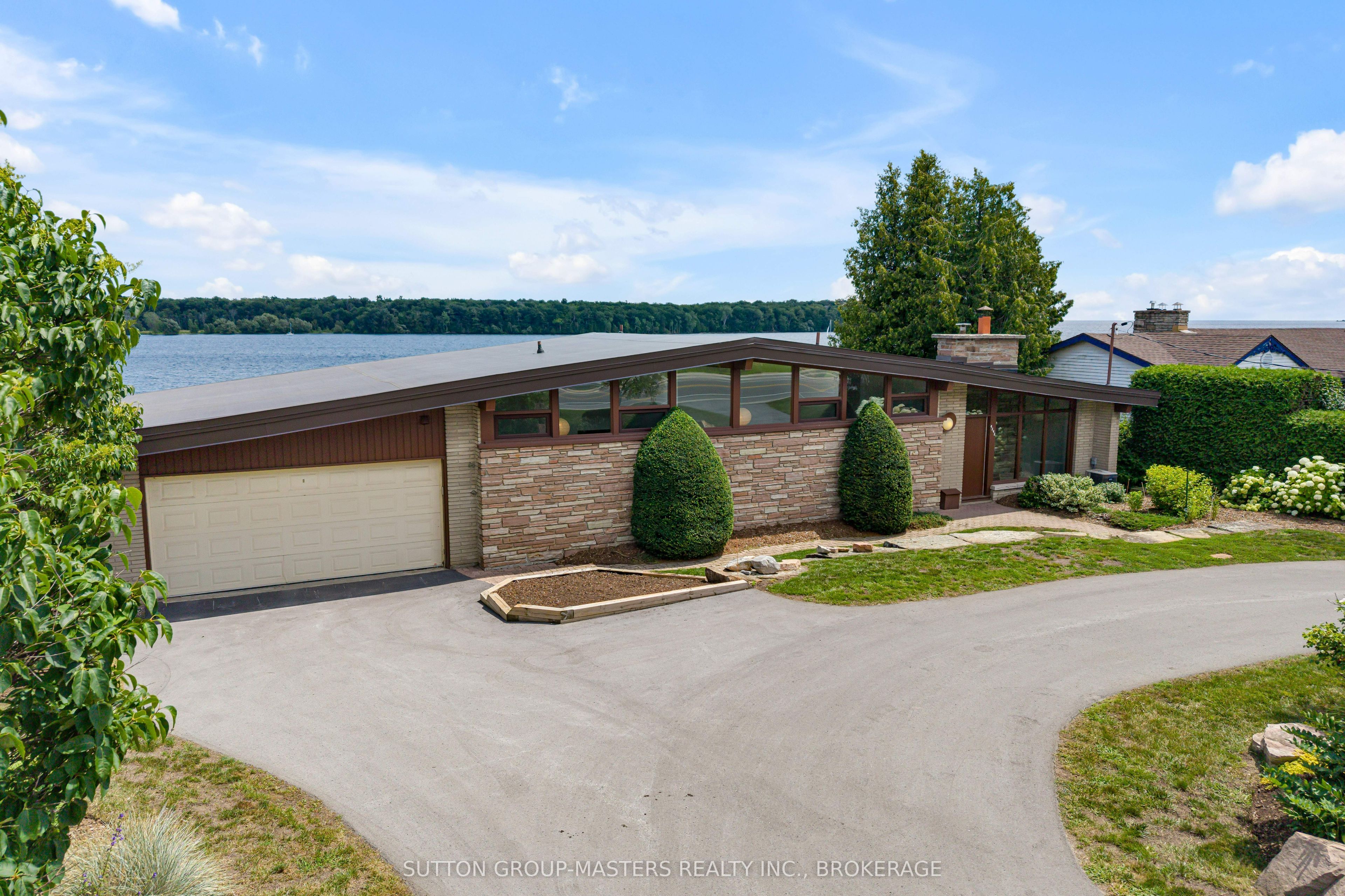 4242 Bath Road, Kingston, ON K7M 4Y7