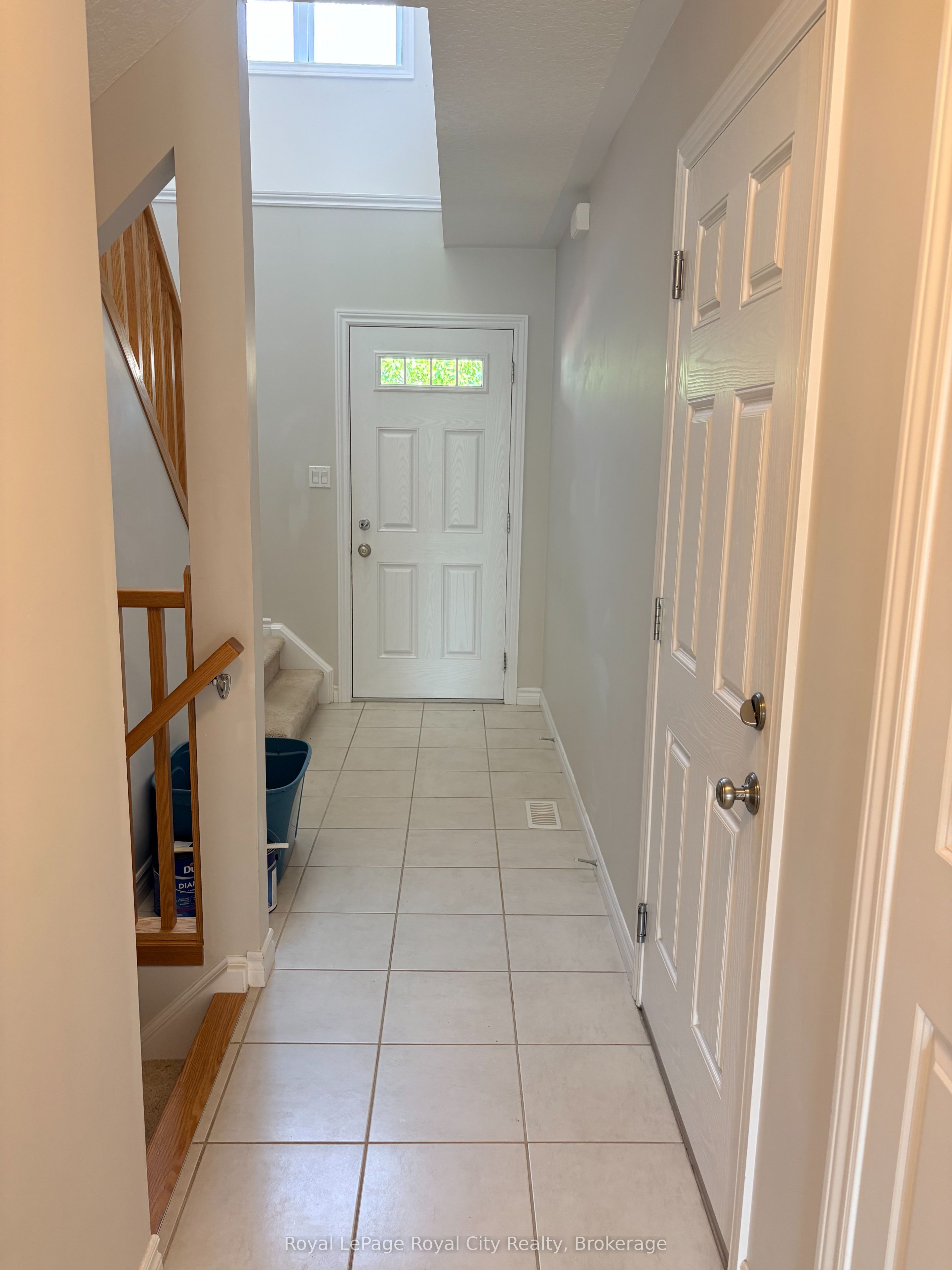 15 SUMMERFIELD Drive, Guelph, ON N1L 0L9 photo 3