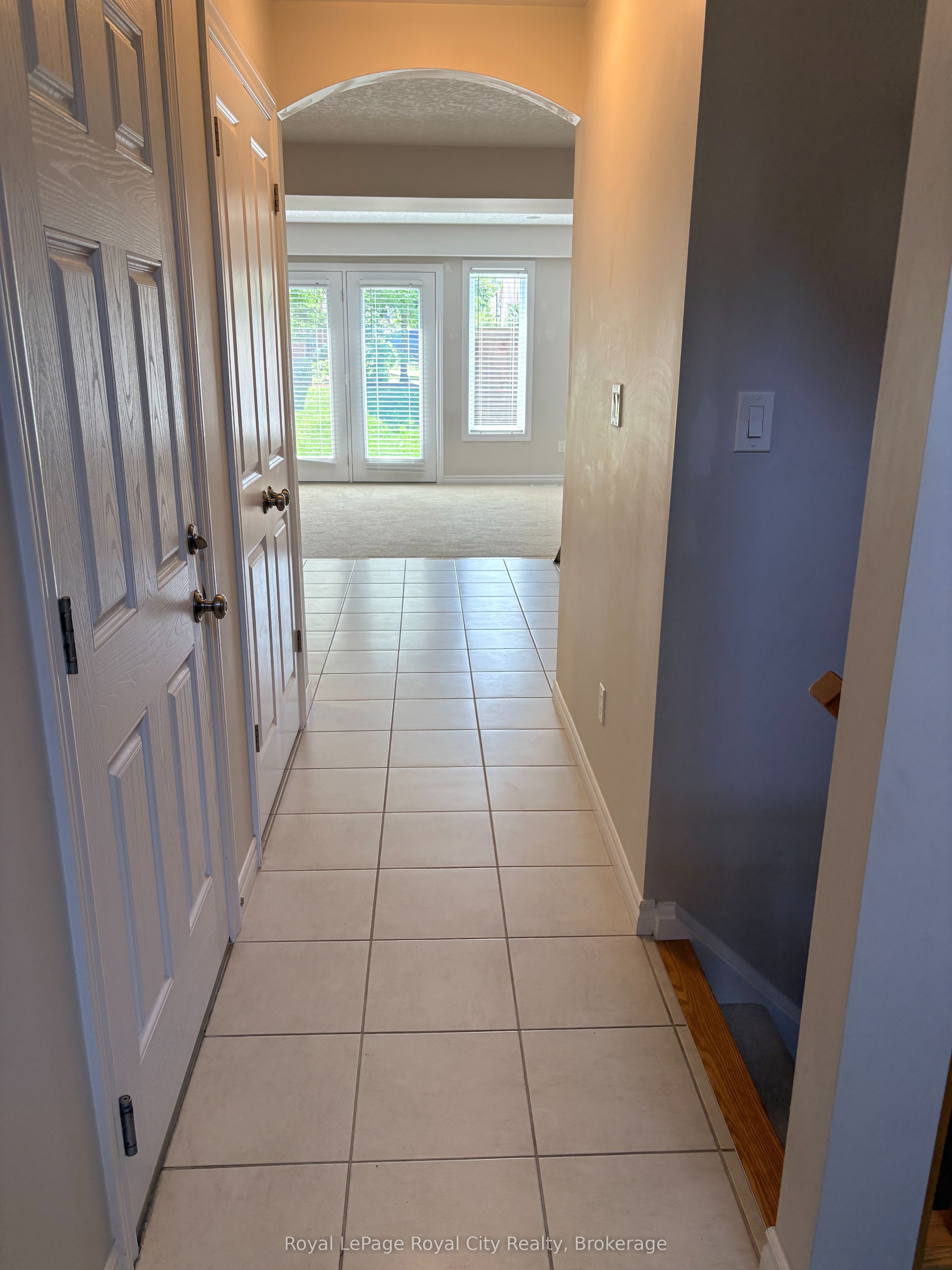 15 SUMMERFIELD Drive, Guelph, ON N1L 0L9 photo 4