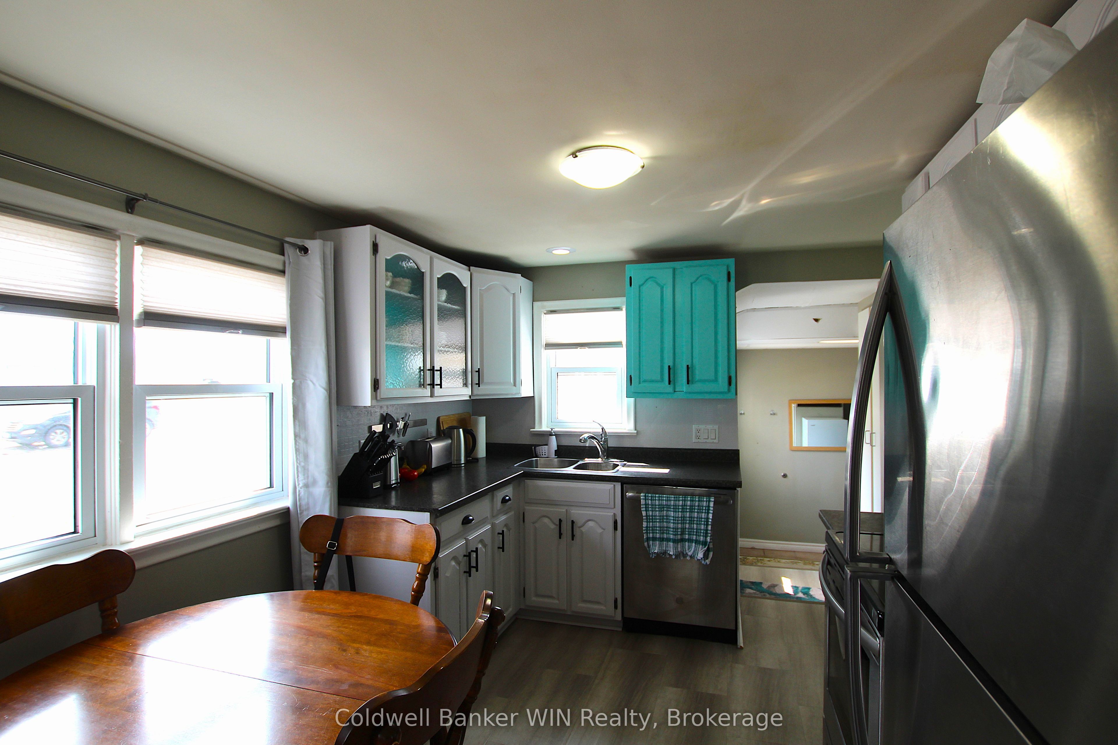 383 Wellington Street E, Wellington North, ON N0G 2L2 photo 5