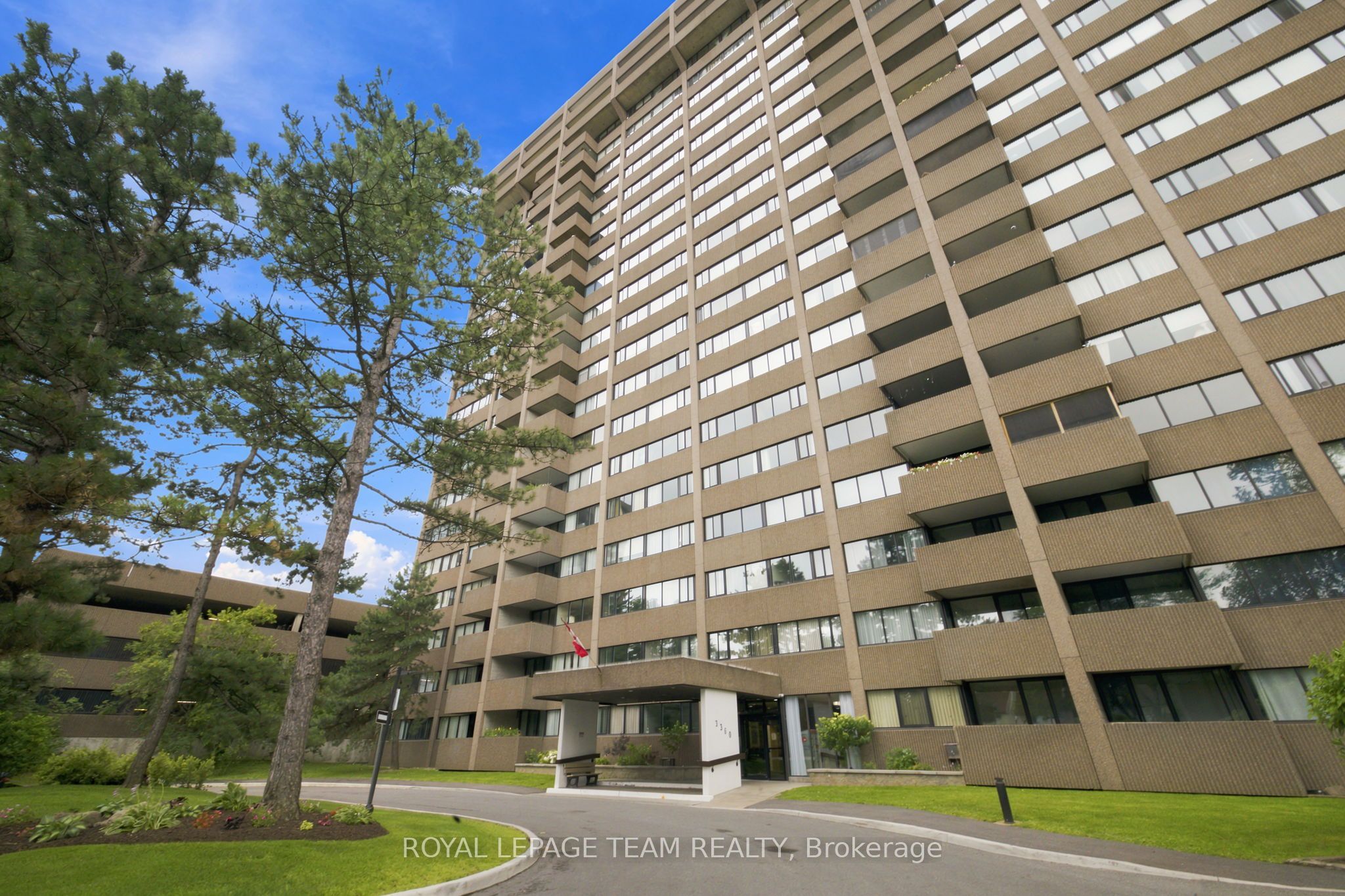 3360 Southgate Road 303, Hunt Club - South Keys and Area, ON K1V 9A6 photo 2