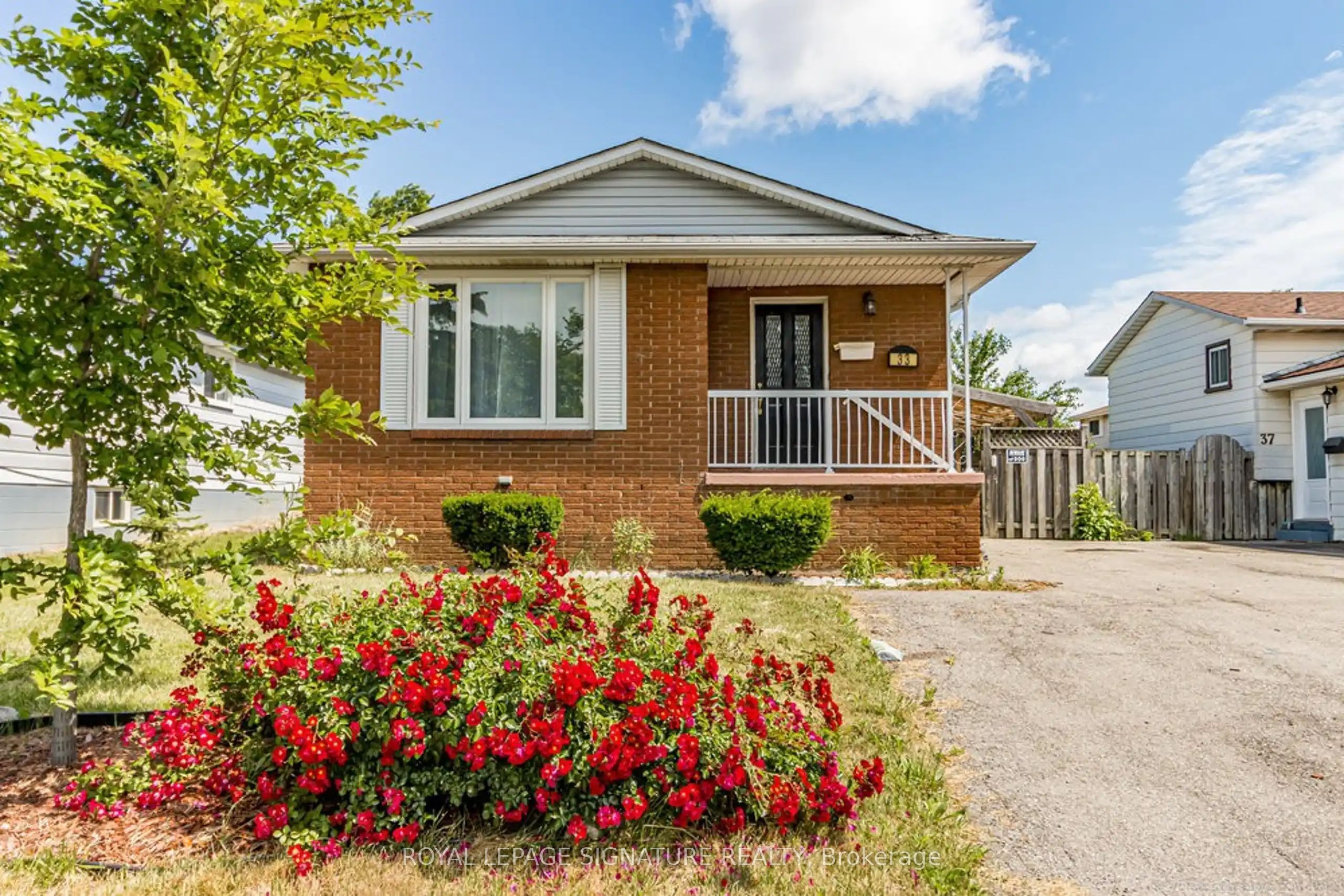 33 Behan Street Upper, Hamilton, ON L8T 4N5
