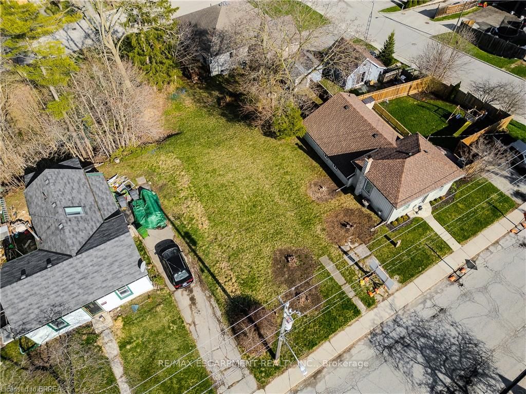 32 Washington Street, Brant, ON N3L 2A5 photo 4