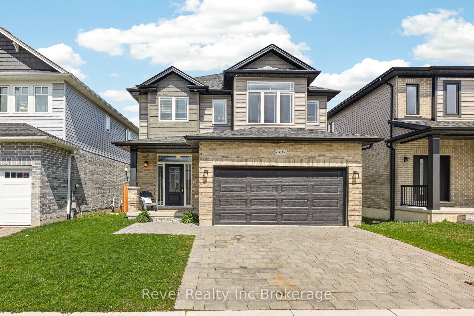 32 Sutherland Crescent, Ingersoll, ON N5C 0E3 photo 2