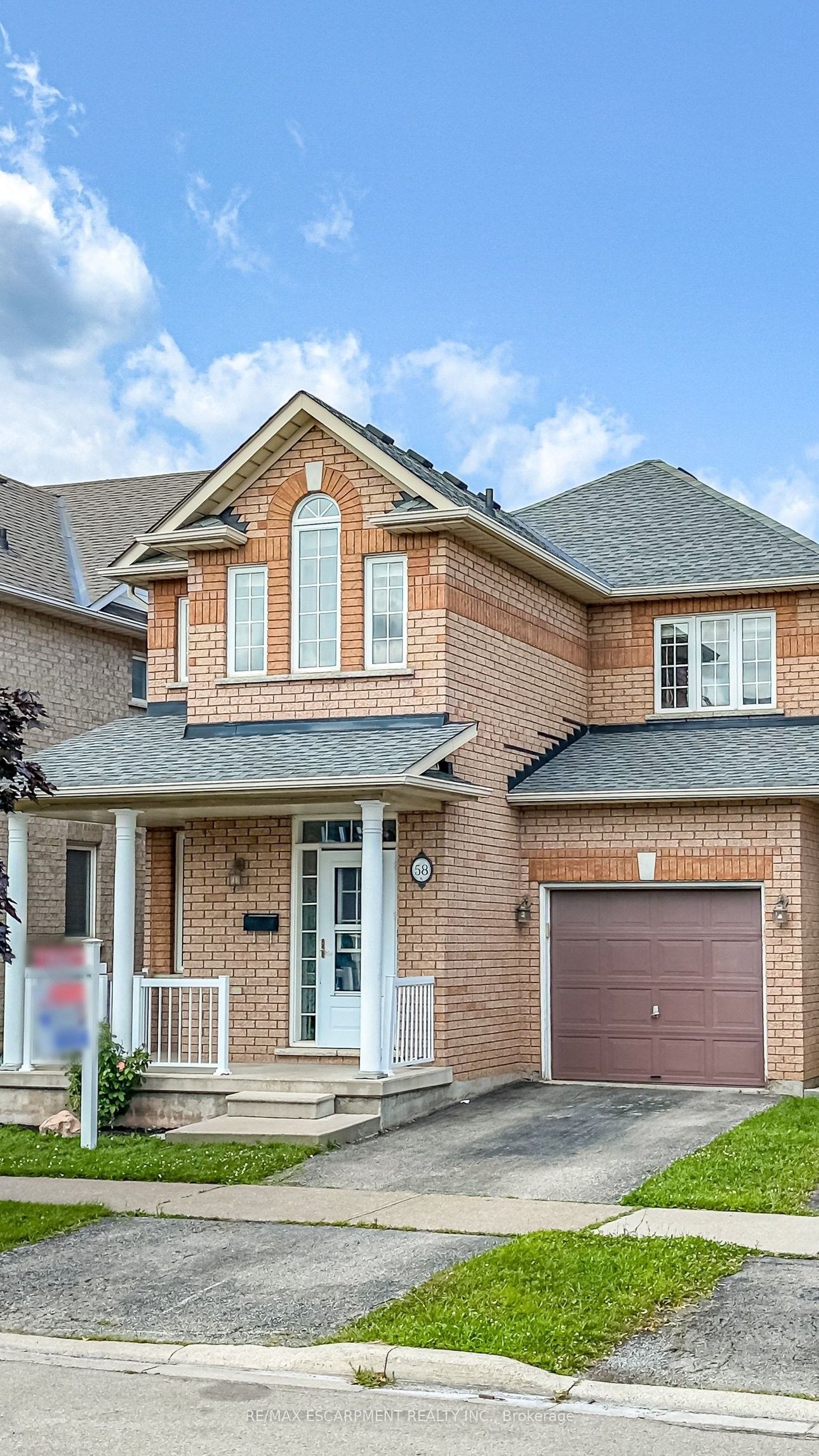 58 Peachwood Crescent, Hamilton, ON L8E 5Z8 photo 2