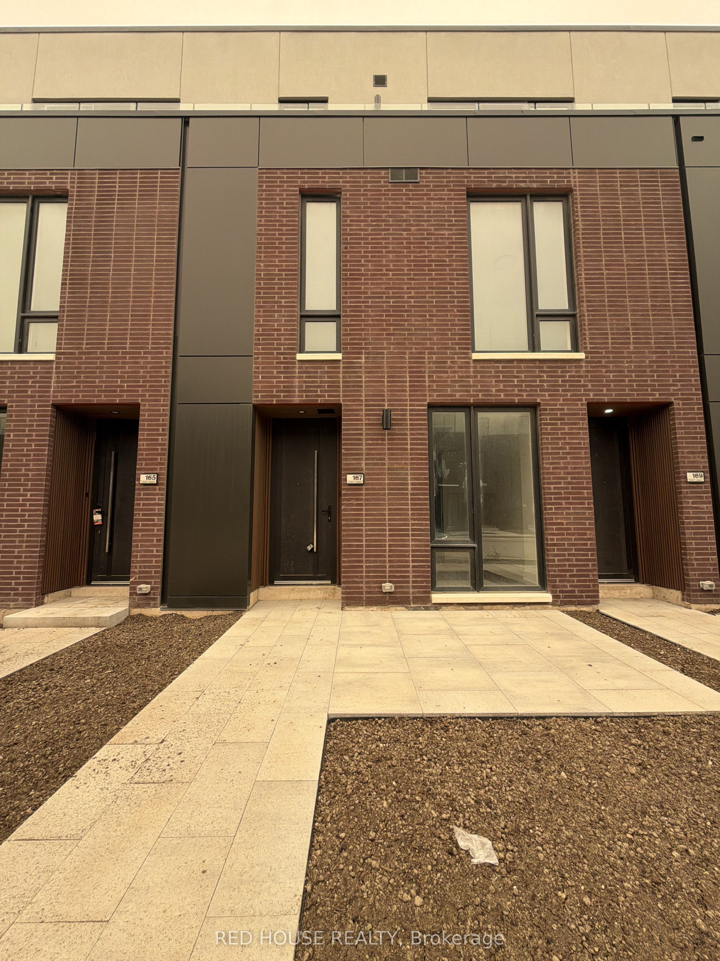 167 Everett Common, St. Catharines, ON L2P 0G7