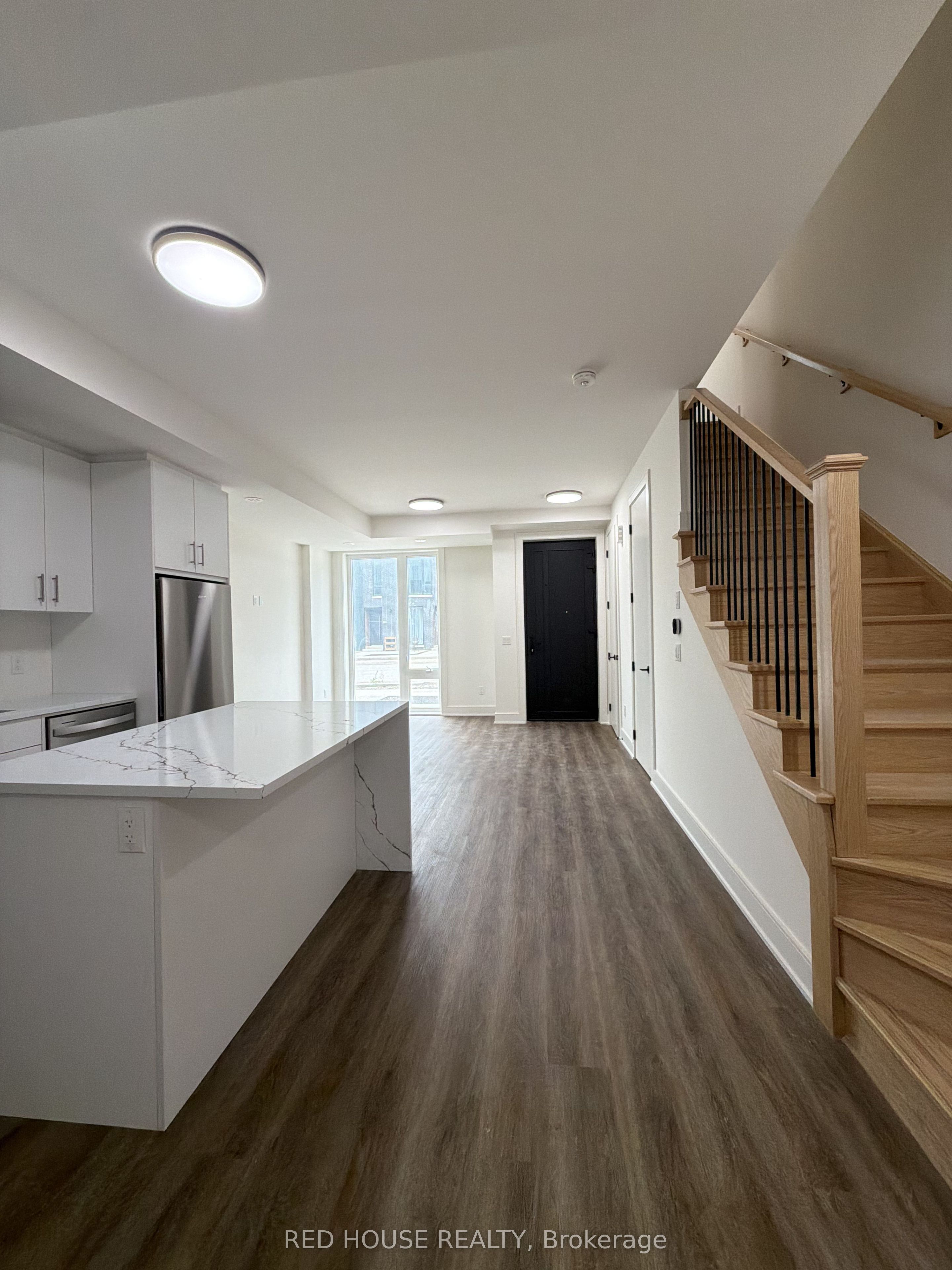 167 Everett Common, St. Catharines, ON L2P 0G7 photo 3