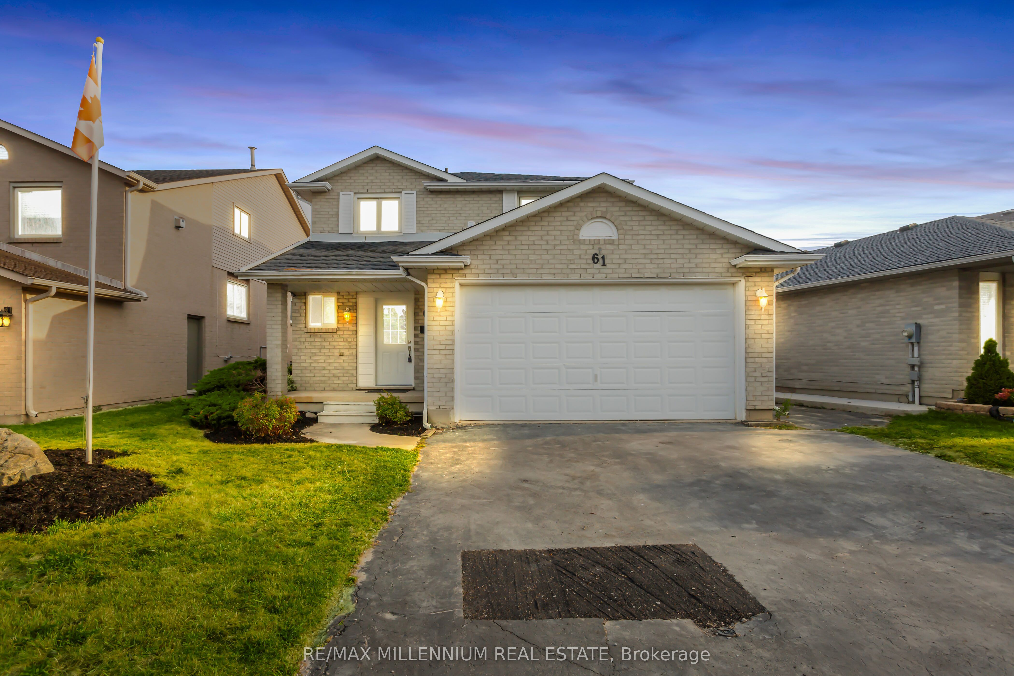 61 Mistywood Drive UPPER, Hamilton, ON L8J 2N7