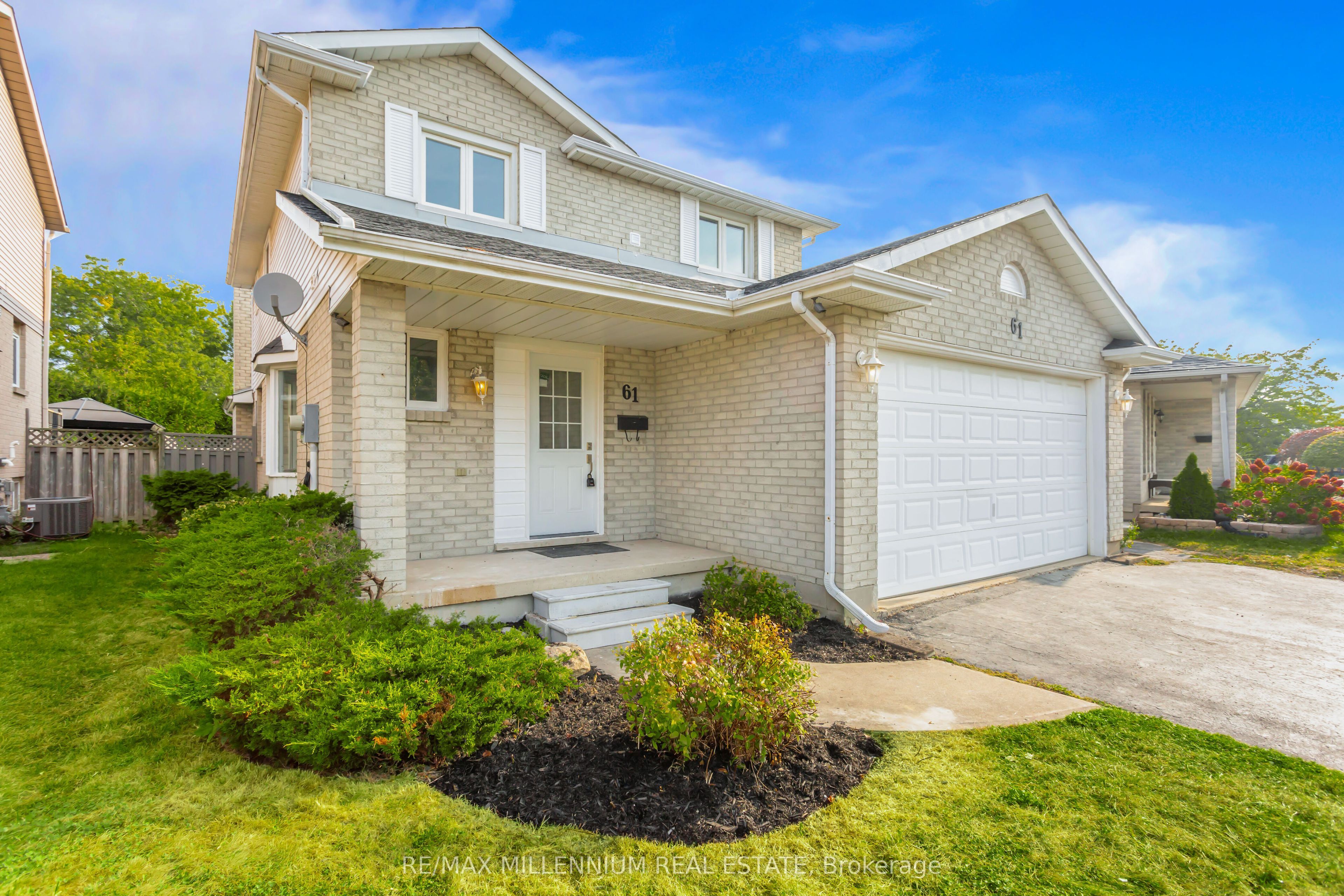 61 Mistywood Drive UPPER, Hamilton, ON L8J 2N7 photo 3