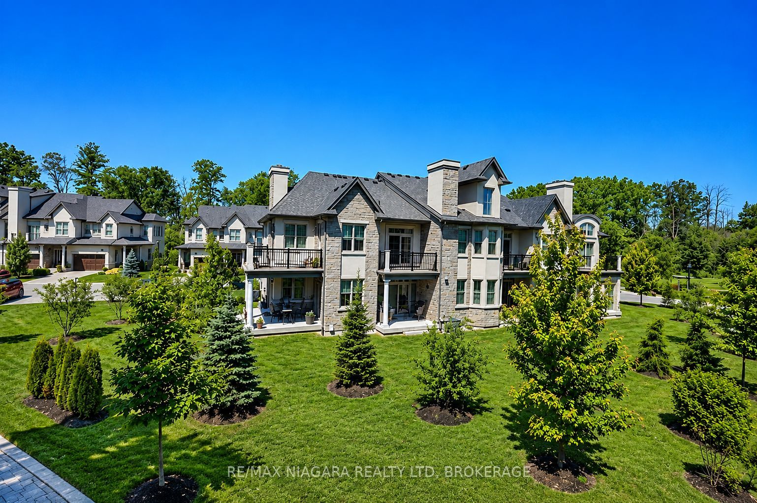 8 St. Andrews Lane S, Niagara-on-the-Lake, ON L0S 1J0 photo 5