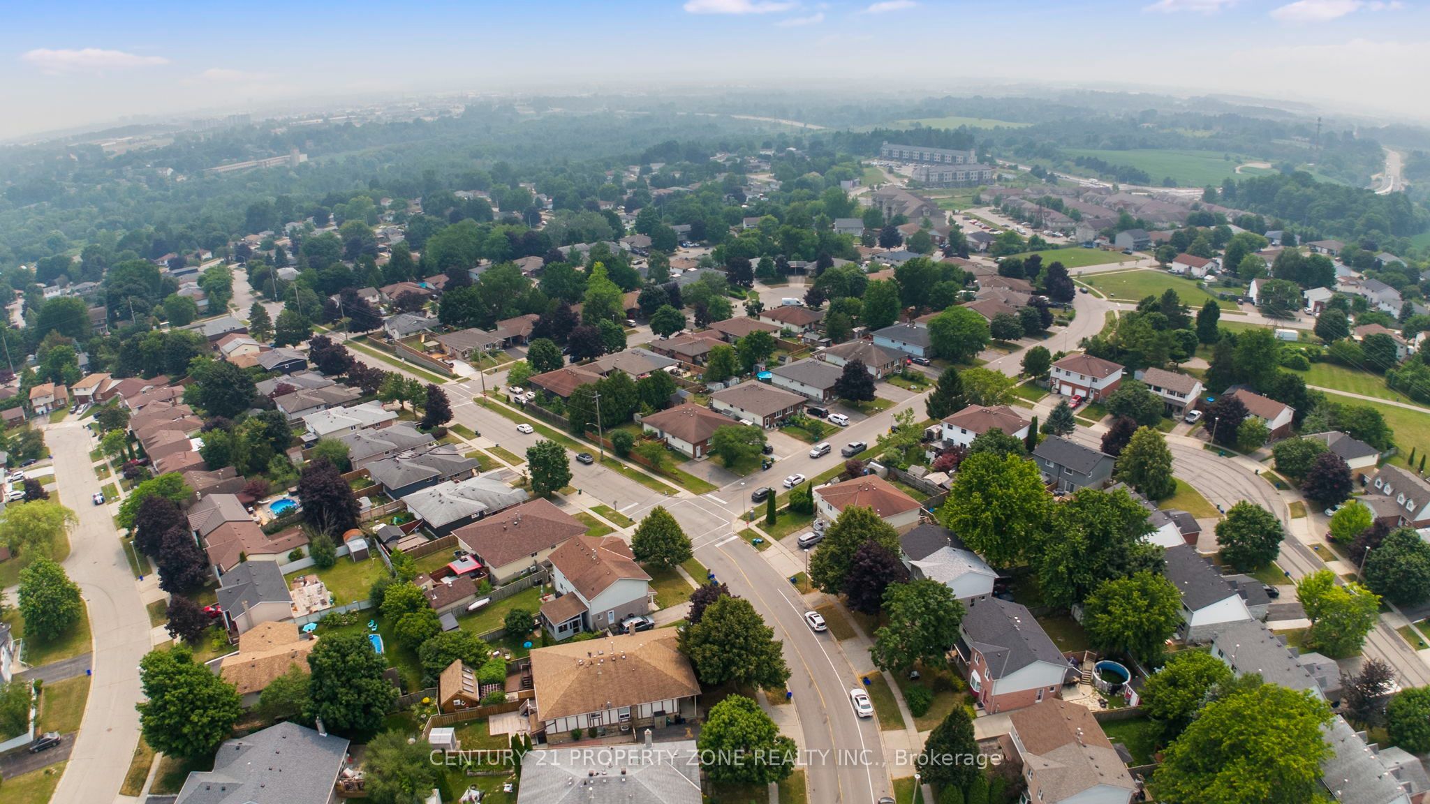 137 Nickolas Crescent, Cambridge, ON N3C 3L7 photo 4