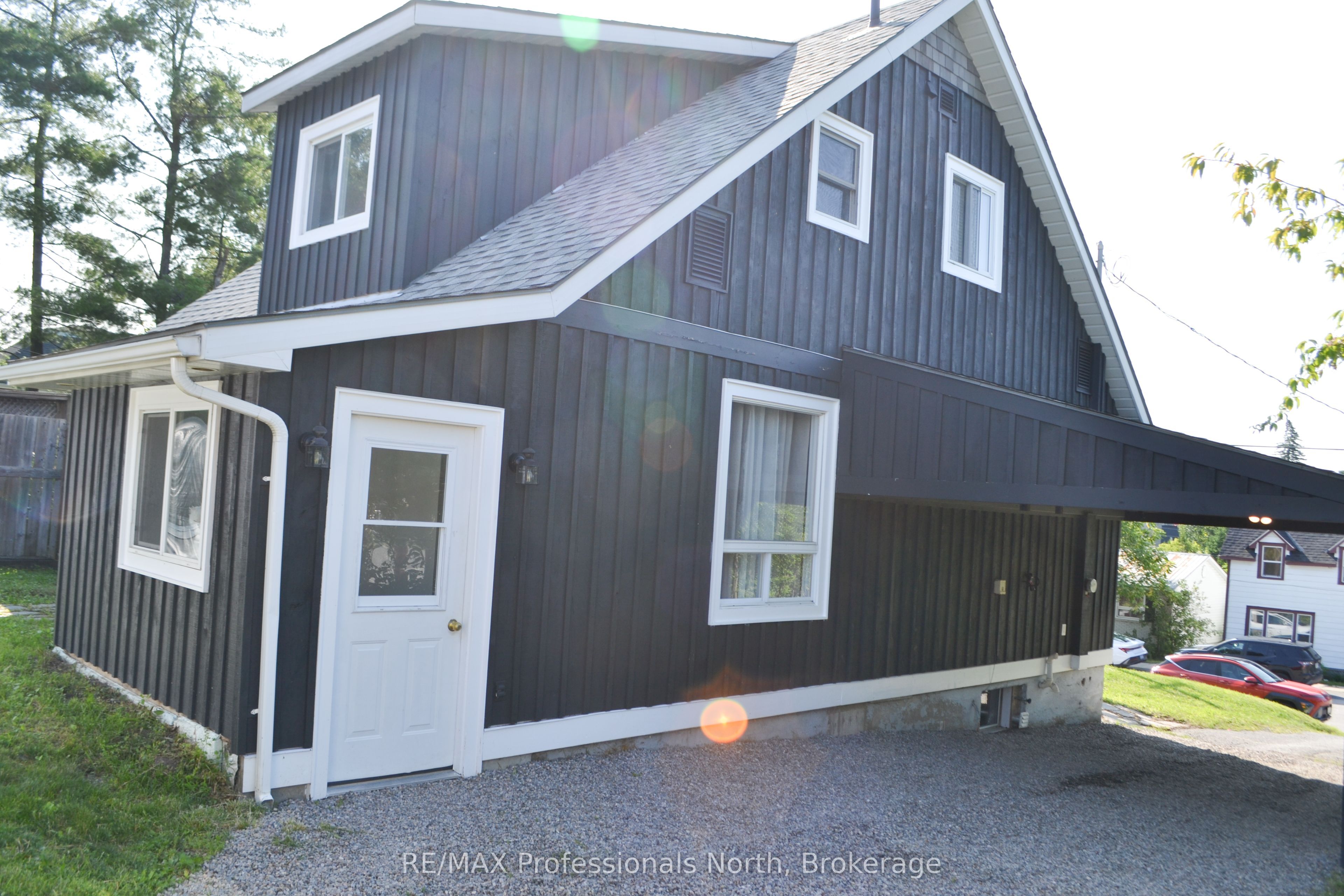 14 Princess Street, Huntsville, ON P1H 1P2 photo 4